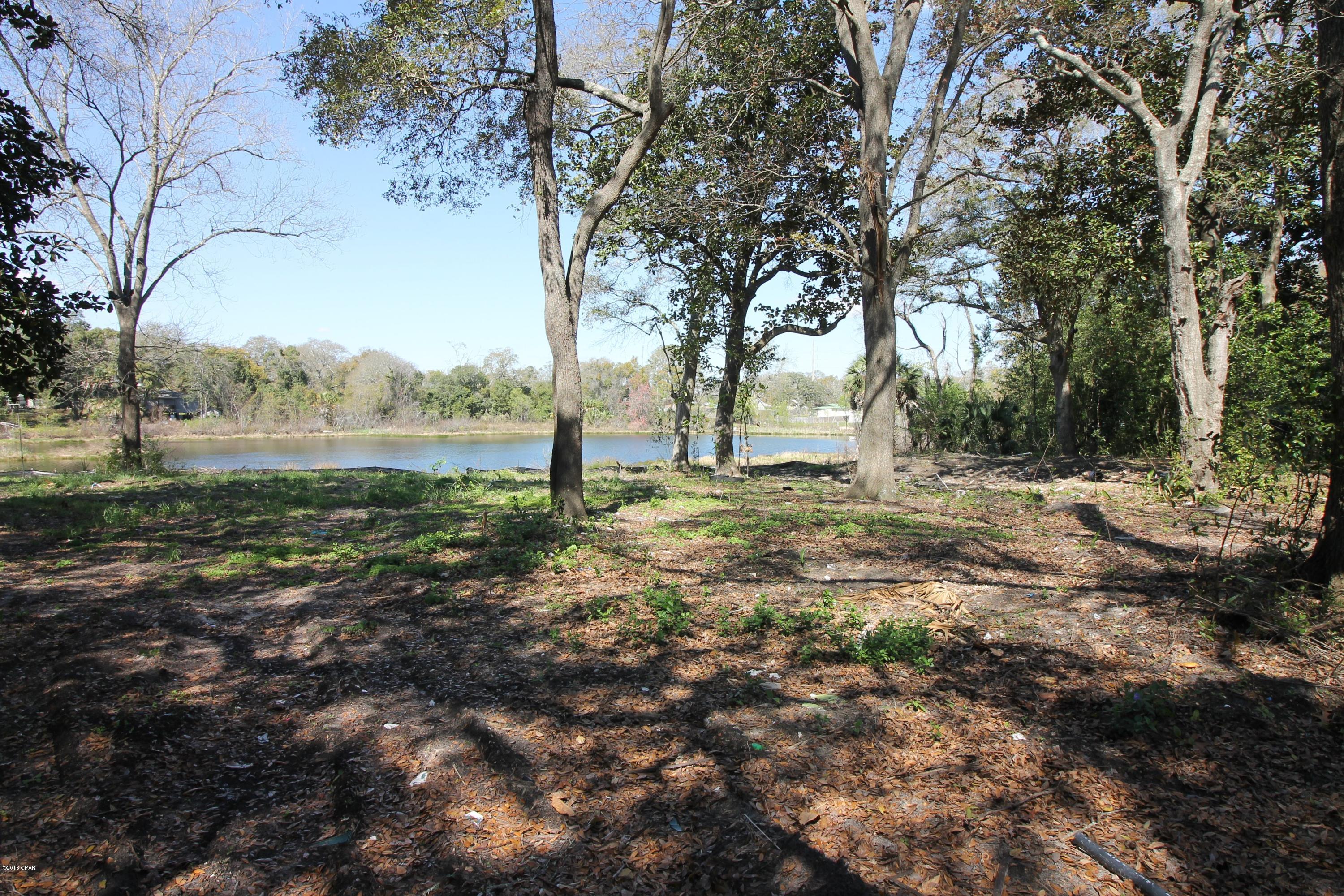 [No Recorded Subdiv] - Land