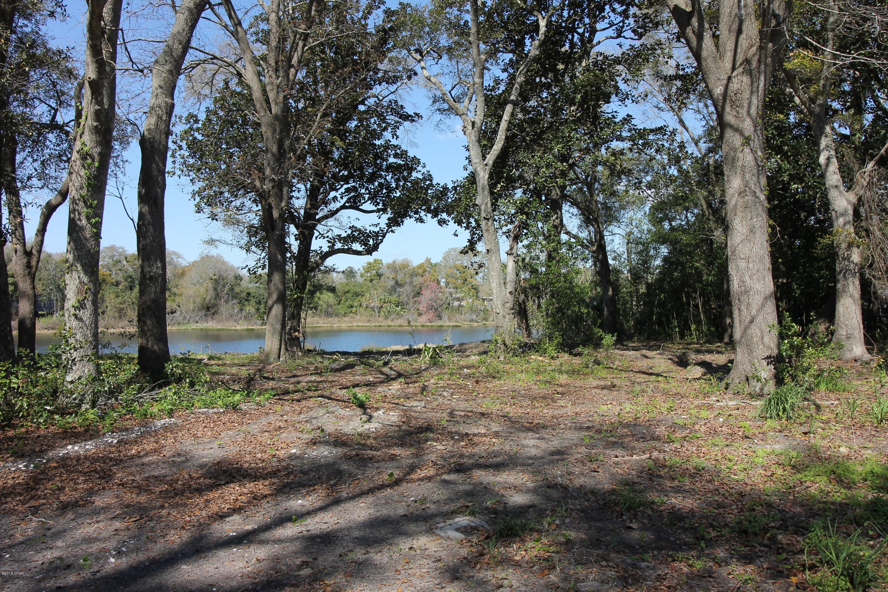 [No Recorded Subdiv] - Land