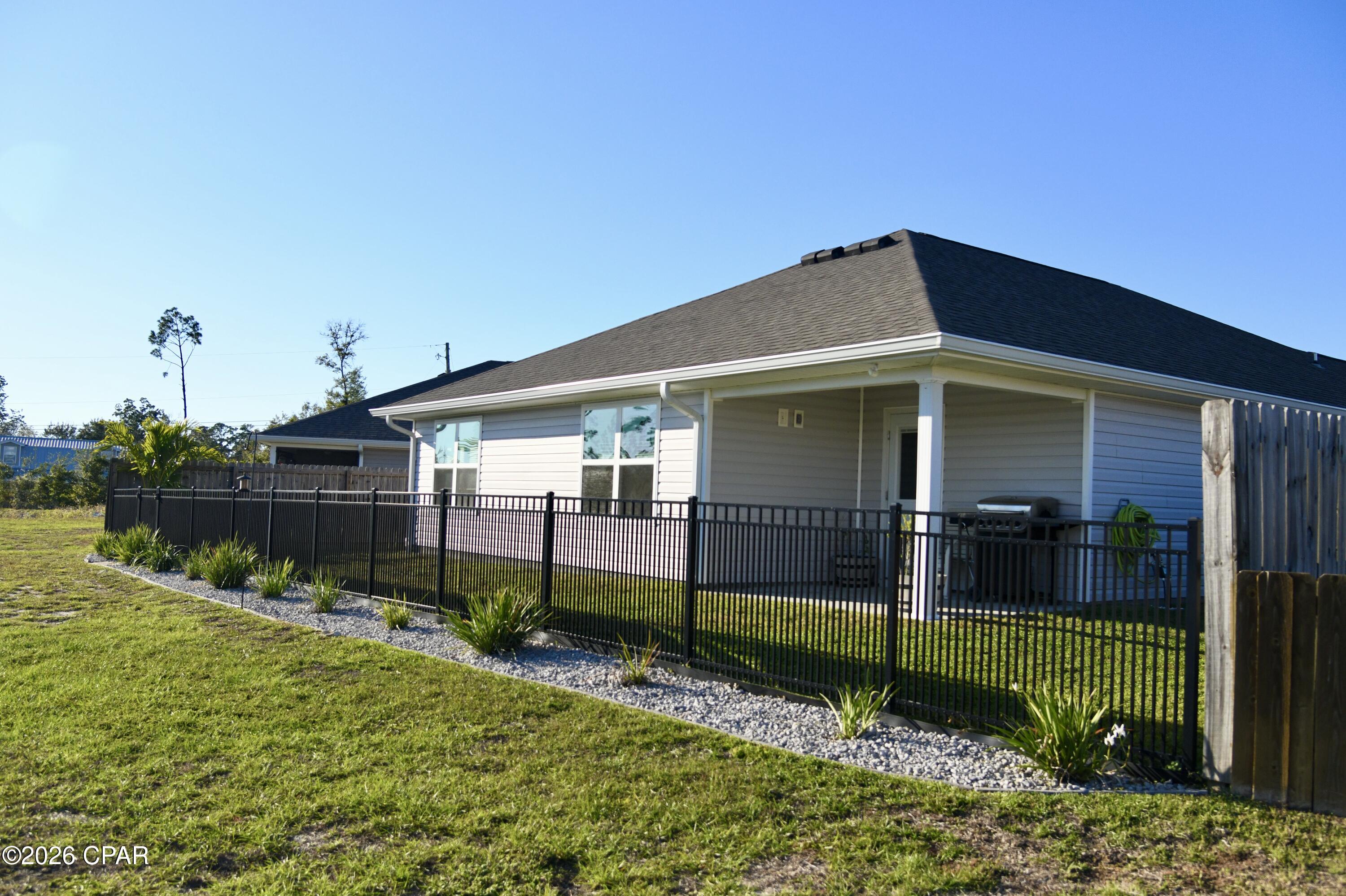 [No Recorded Subdiv] - Residential