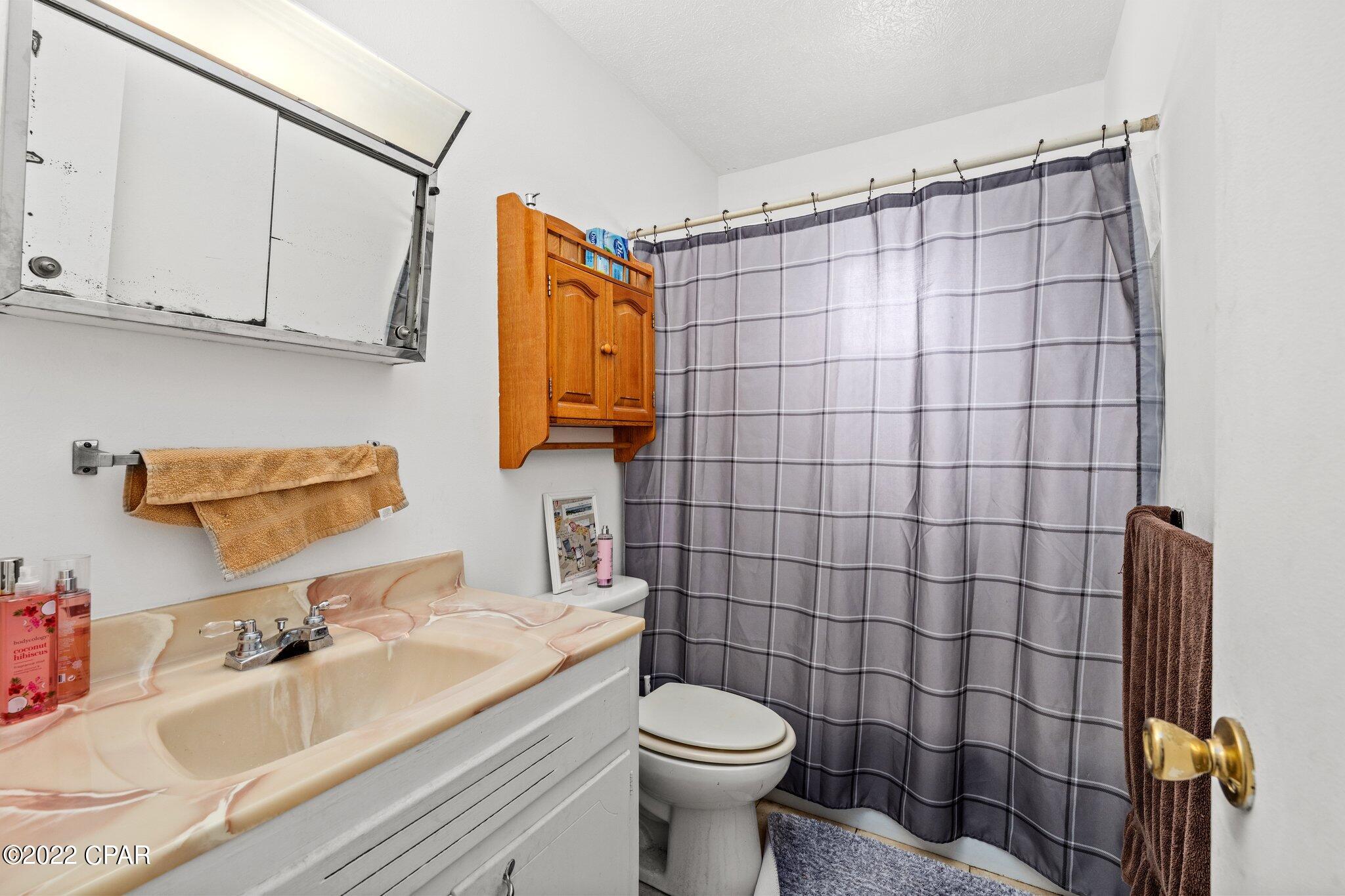 Lannie Rowe Lake Estates U-7 - Residential