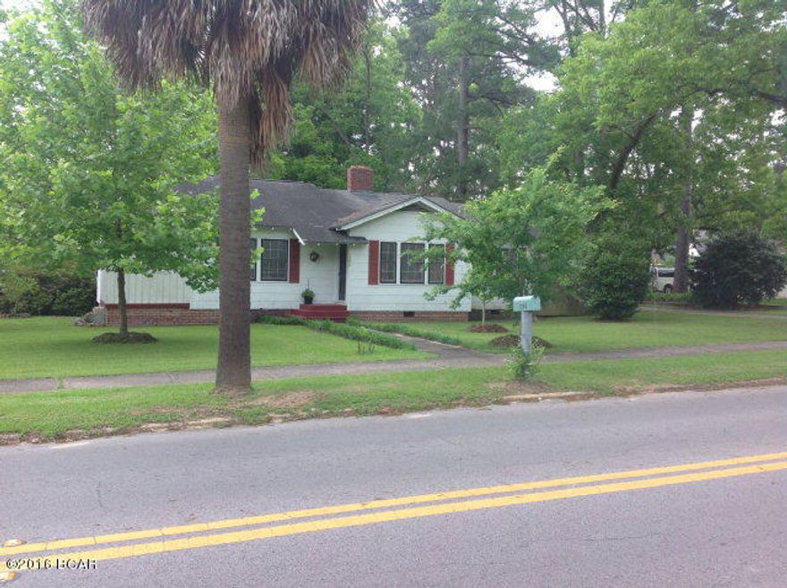 Home with Lots of Character. Cornered lot, convenient to Historic downtown Chipley, Family-oriented neighborhood, great for walking and biking. Three Bedrooms with two full baths. One Bath has tiled shower that is handi-cap/wheel chair accessibility. Hallways are 4 ft. wide. Living Room has working fireplace, built in bookcases, and shelving. Crowned molding thru out. Hardwood floors through out, except Kitchen and one bath, which has tiled flooring. Kitchen has Breakfast nook, stainless steel appliances, new gas stove. Master suite includes laundry room/walk-in closet with Handi-cap bath. 1 year old A/C system, 3 ton 13 SEER Rheem. Termite Bond with Brock Pest Control. Very nice yard with lots of trees for shade. Privacy fenced area on side. Built-in storage room at back door.