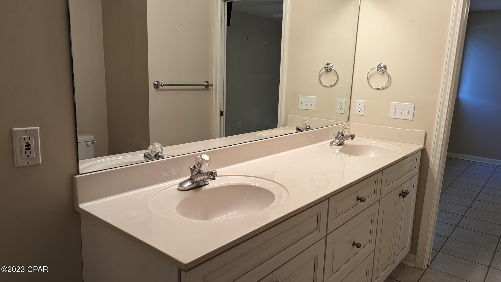 Bay Point Harbour Villas - Residential