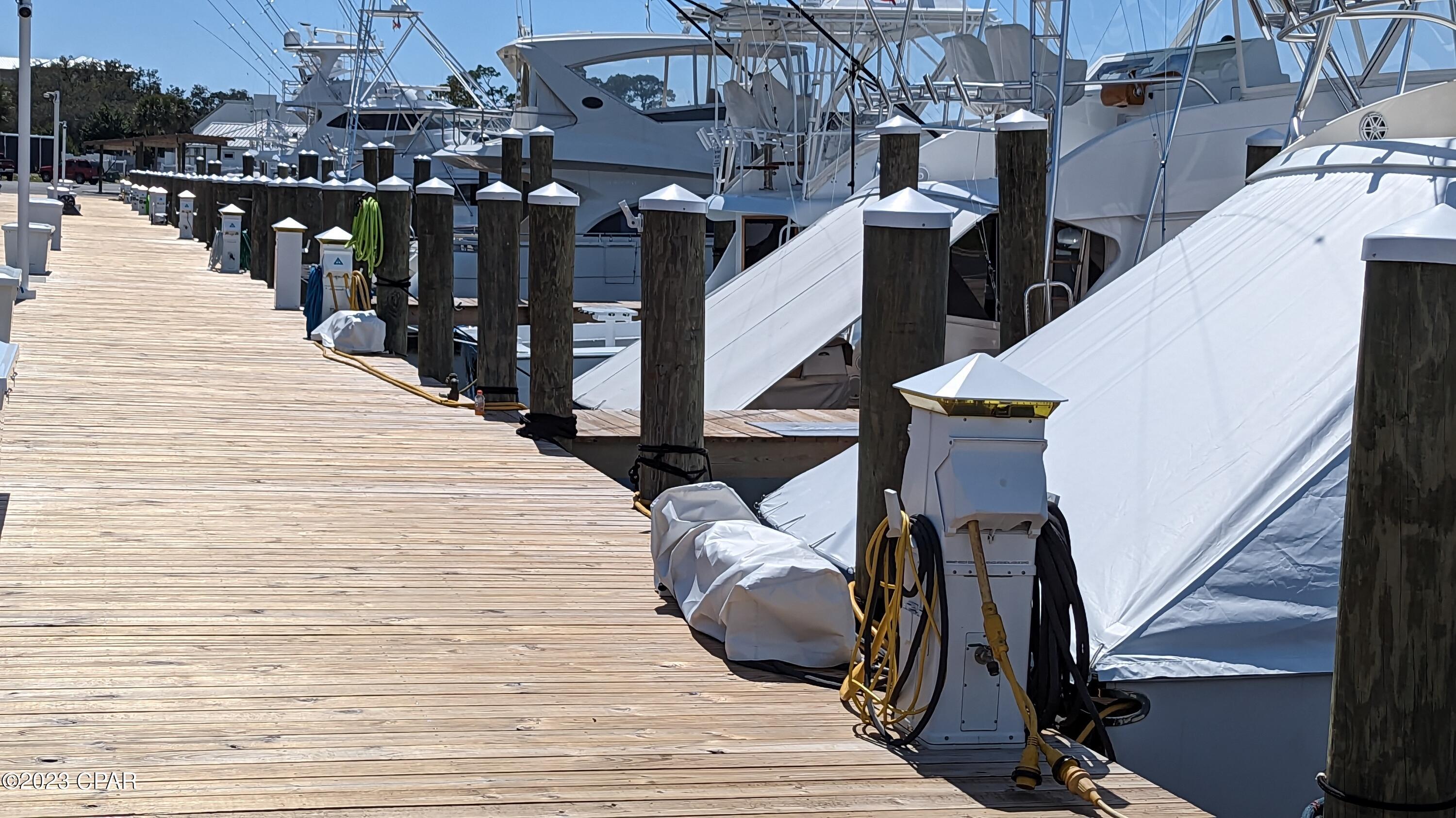 Bay Point Harbour Villas - Residential