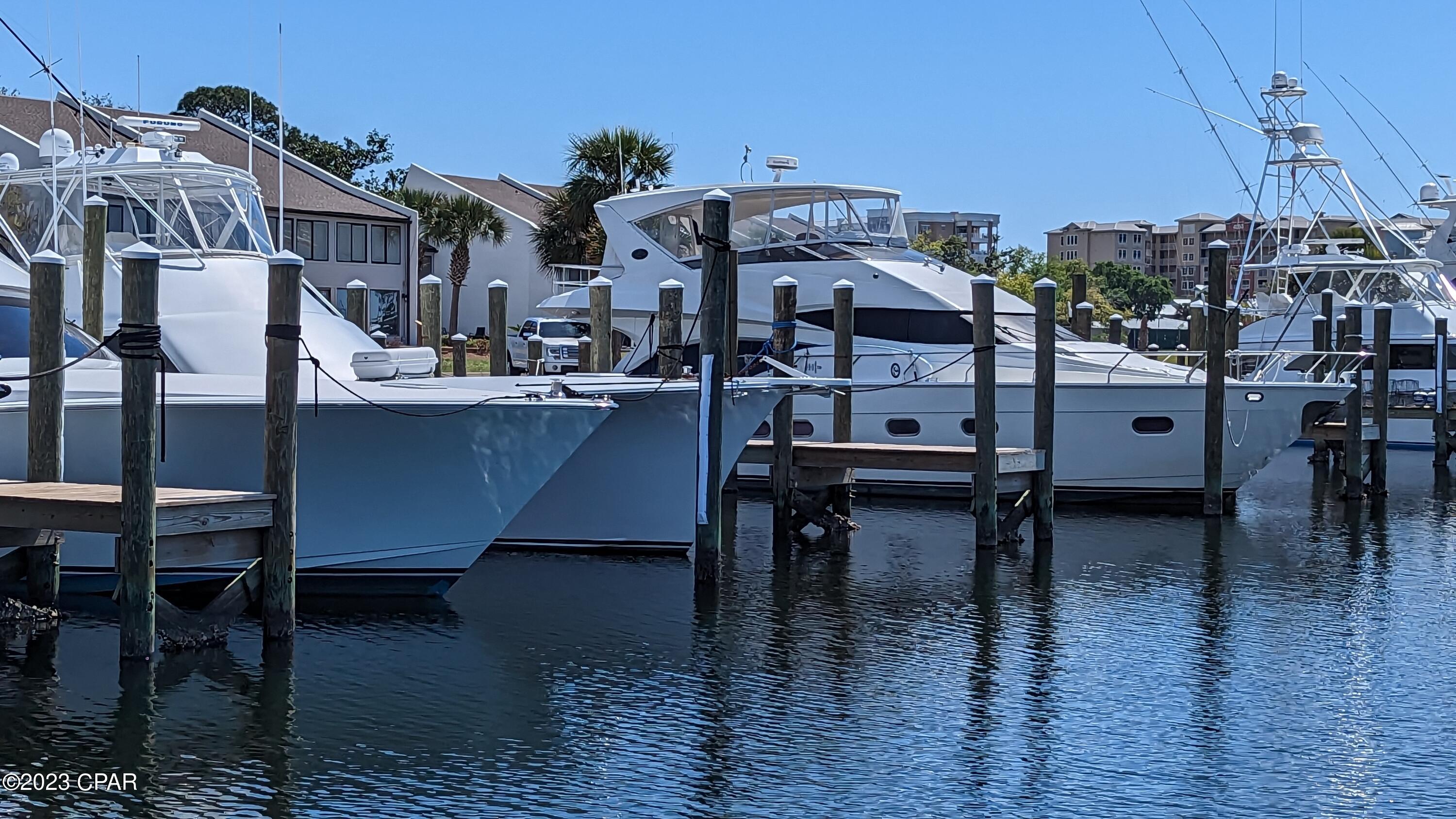 Bay Point Harbour Villas - Residential