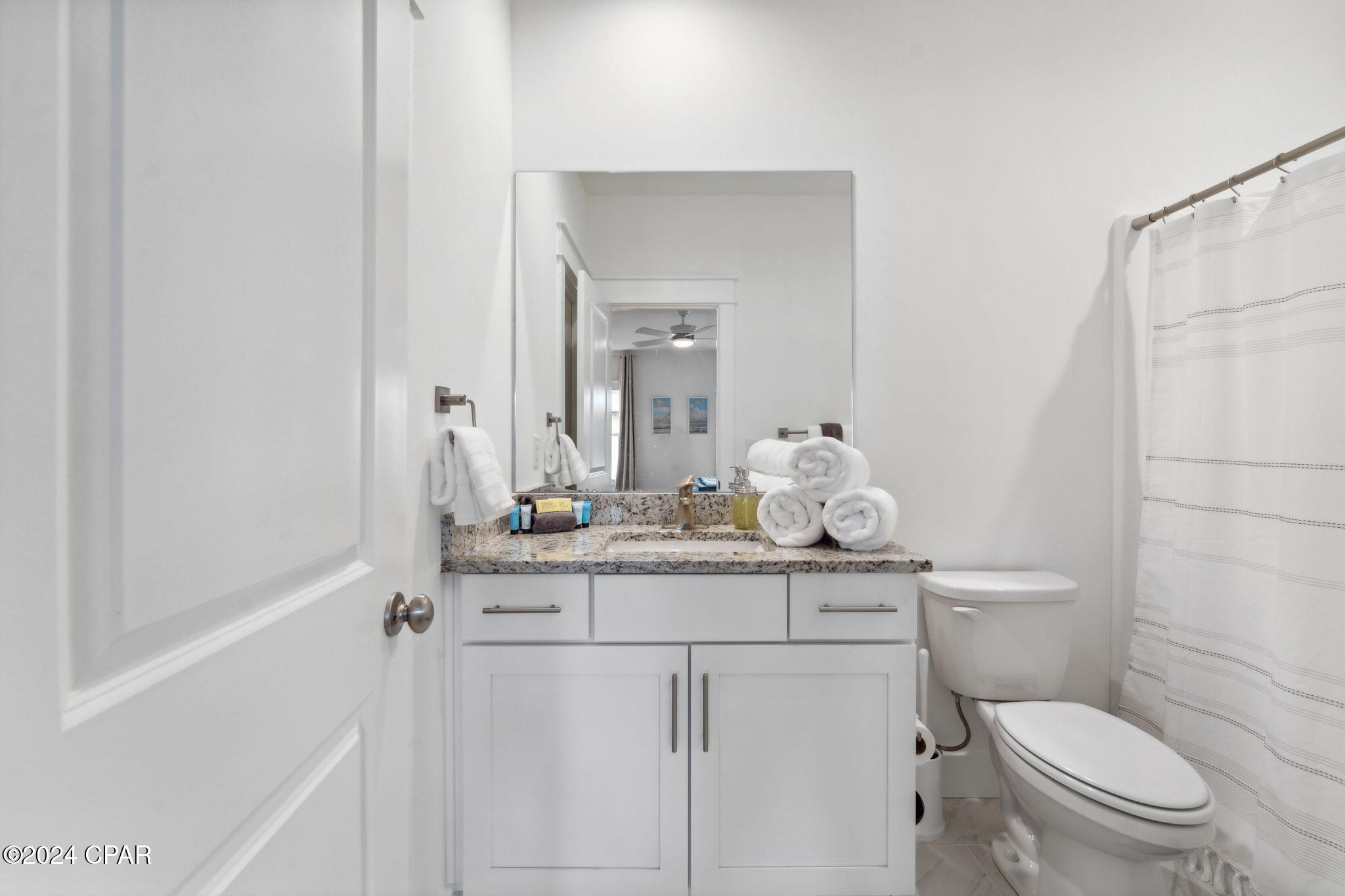 Lagoon Manor - Residential