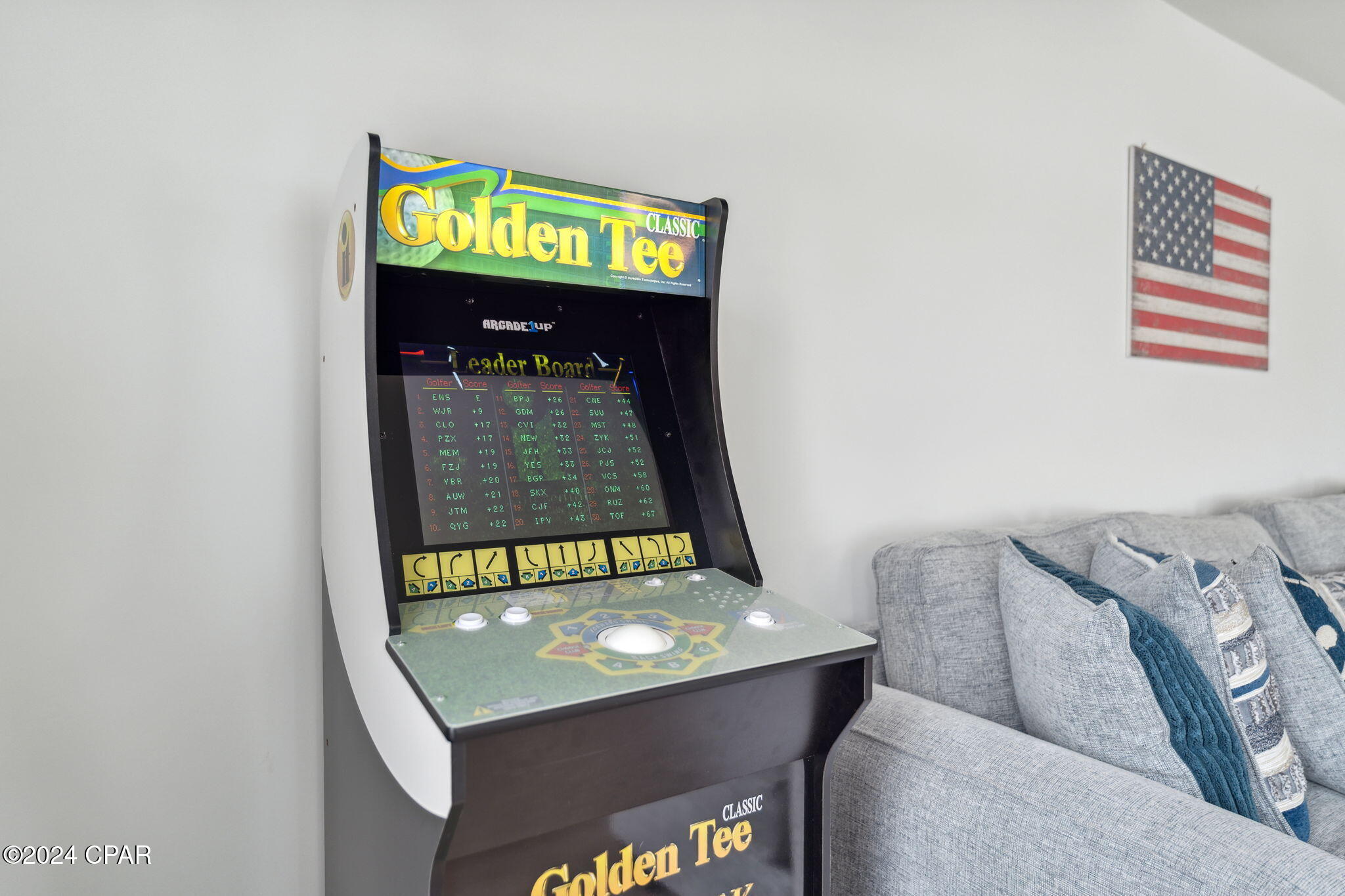 Lagoon Manor - Residential