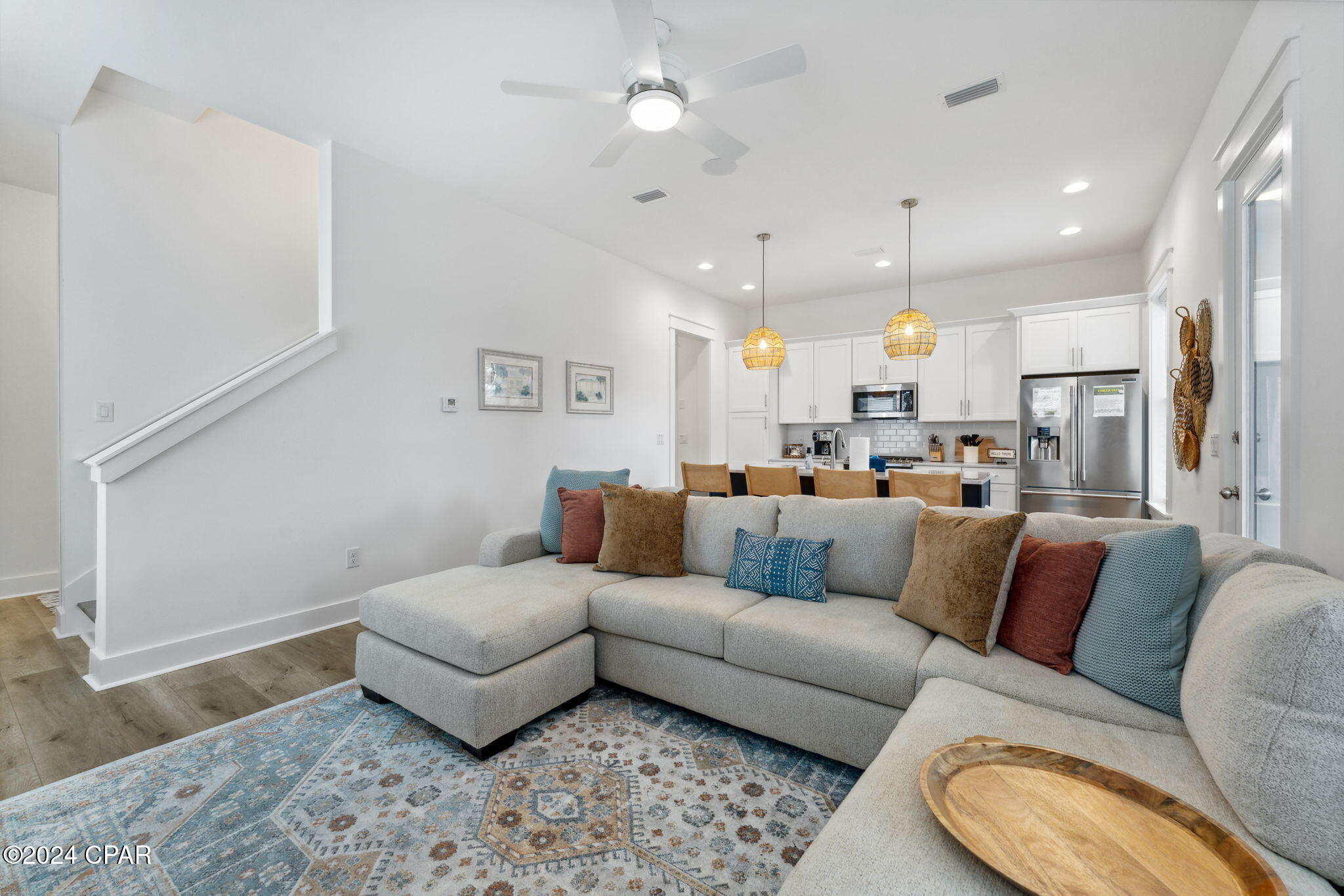 Lagoon Manor - Residential