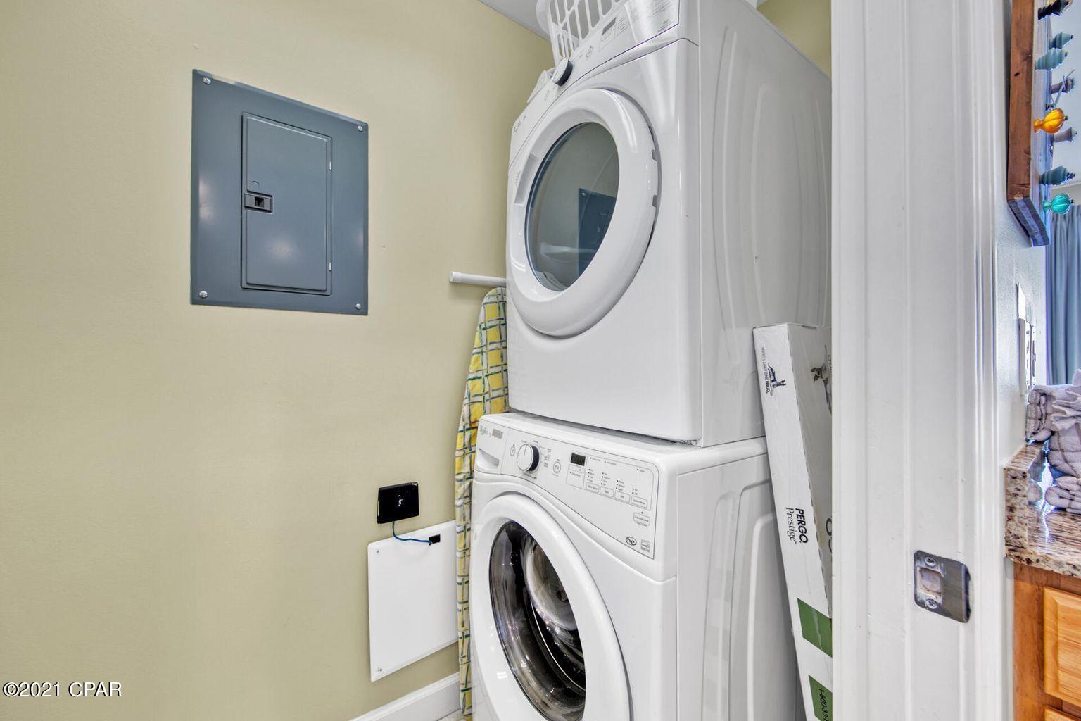 Splash Condo - Residential