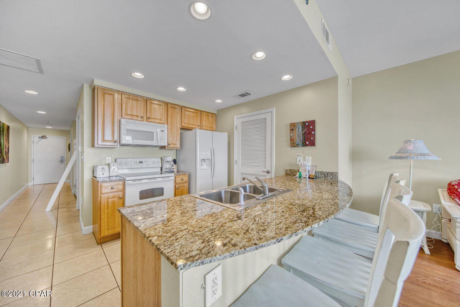 Splash Condo - Residential