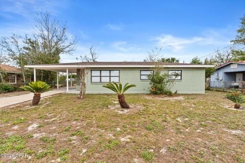 614 Barton Avenue Panama City FL 32404