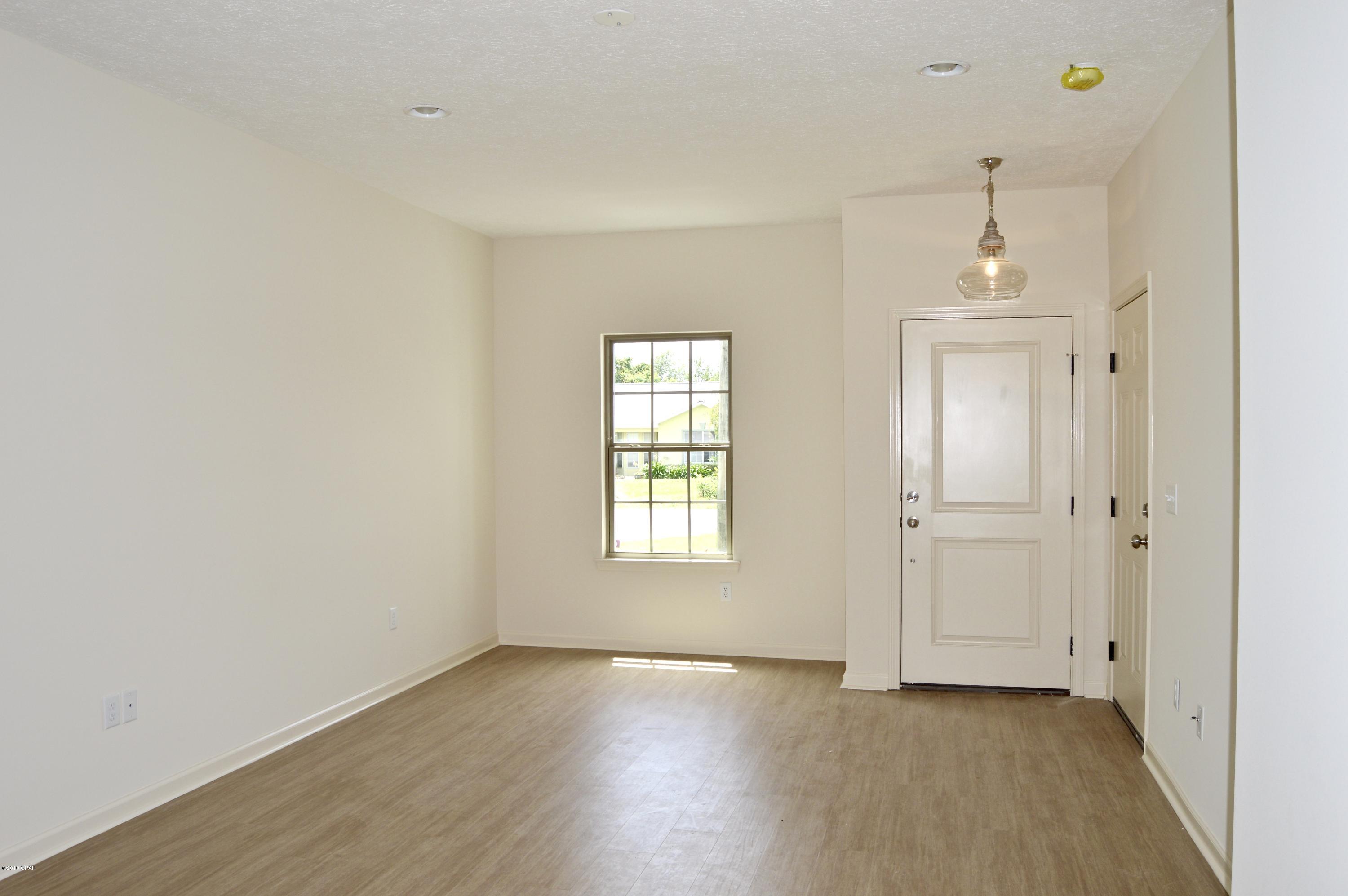 Gardenia Beach - Residential