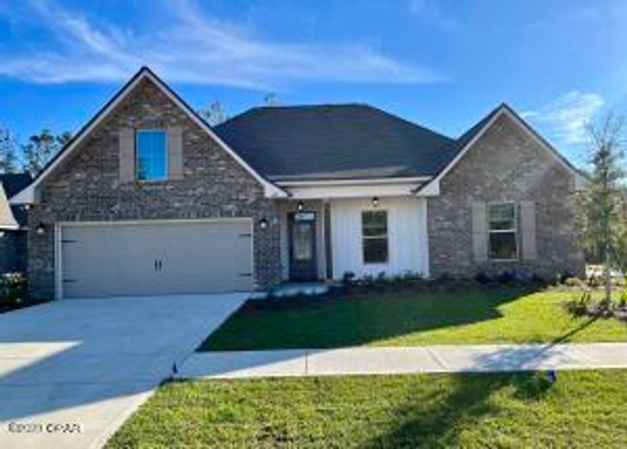 Entered for Comp Purposes. This was a brand new construction home in Hammock Bay offered by DSLD Builders