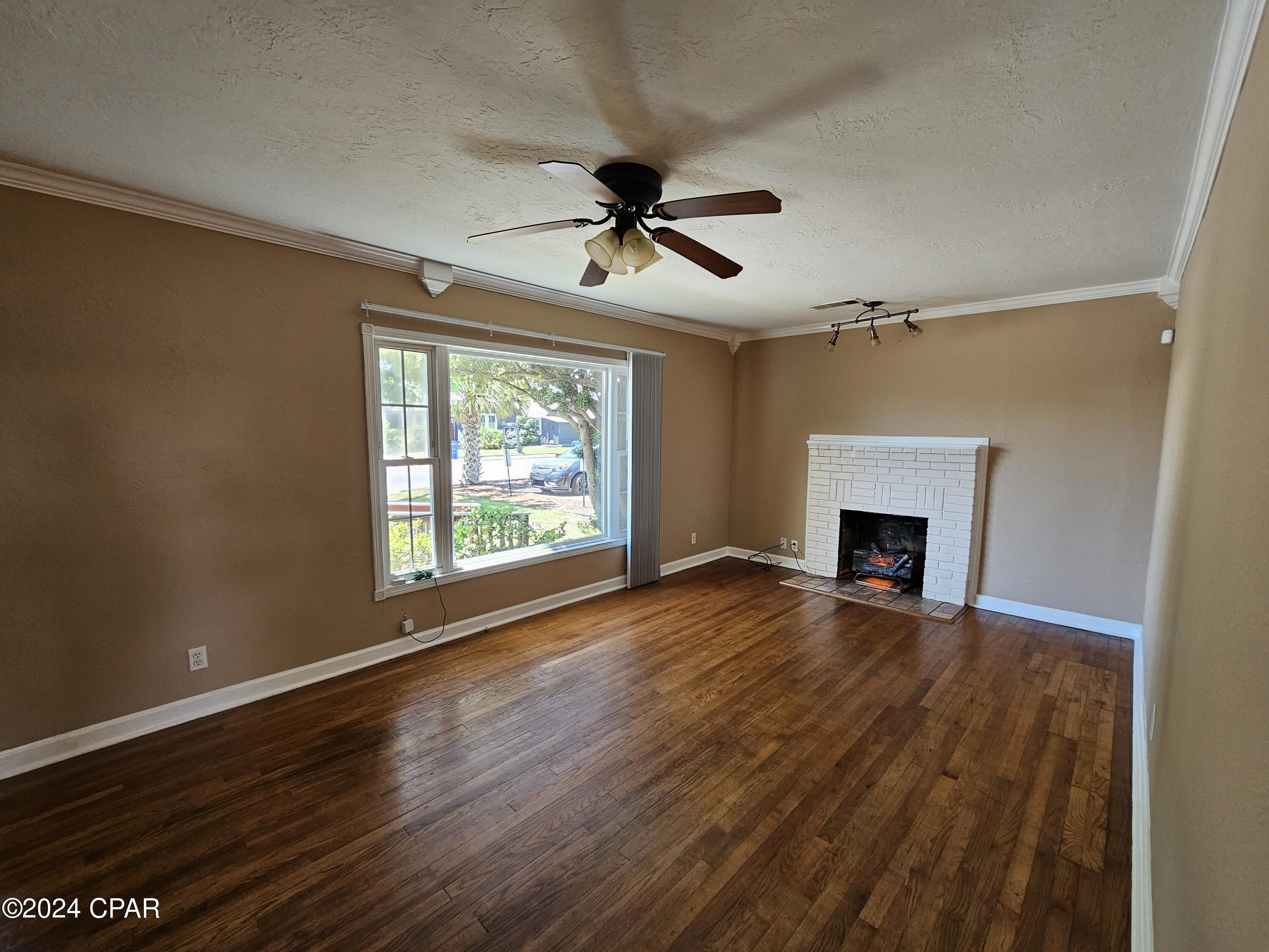 [No Recorded Subdiv] - Commercial Lease