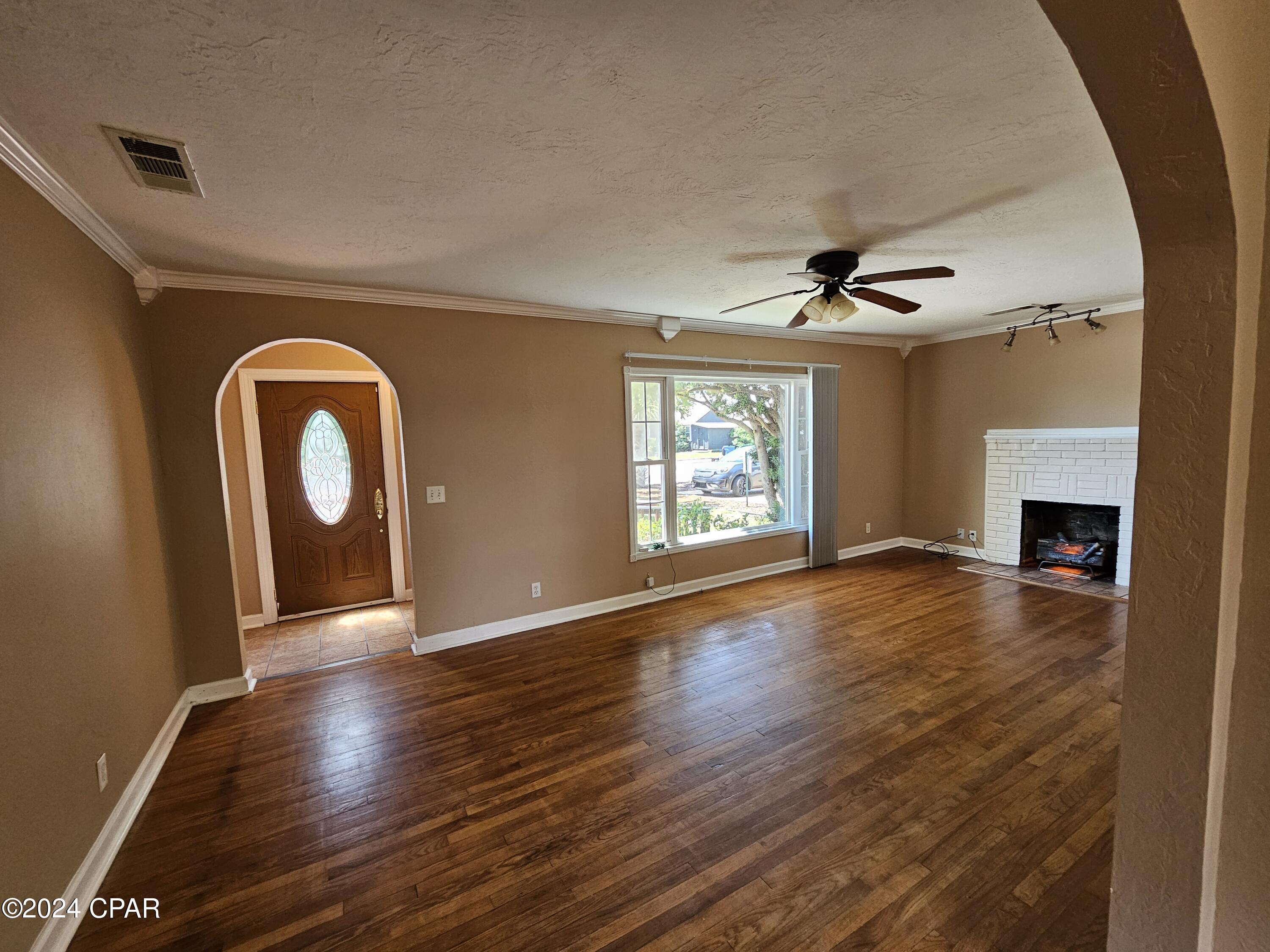 [No Recorded Subdiv] - Commercial Lease