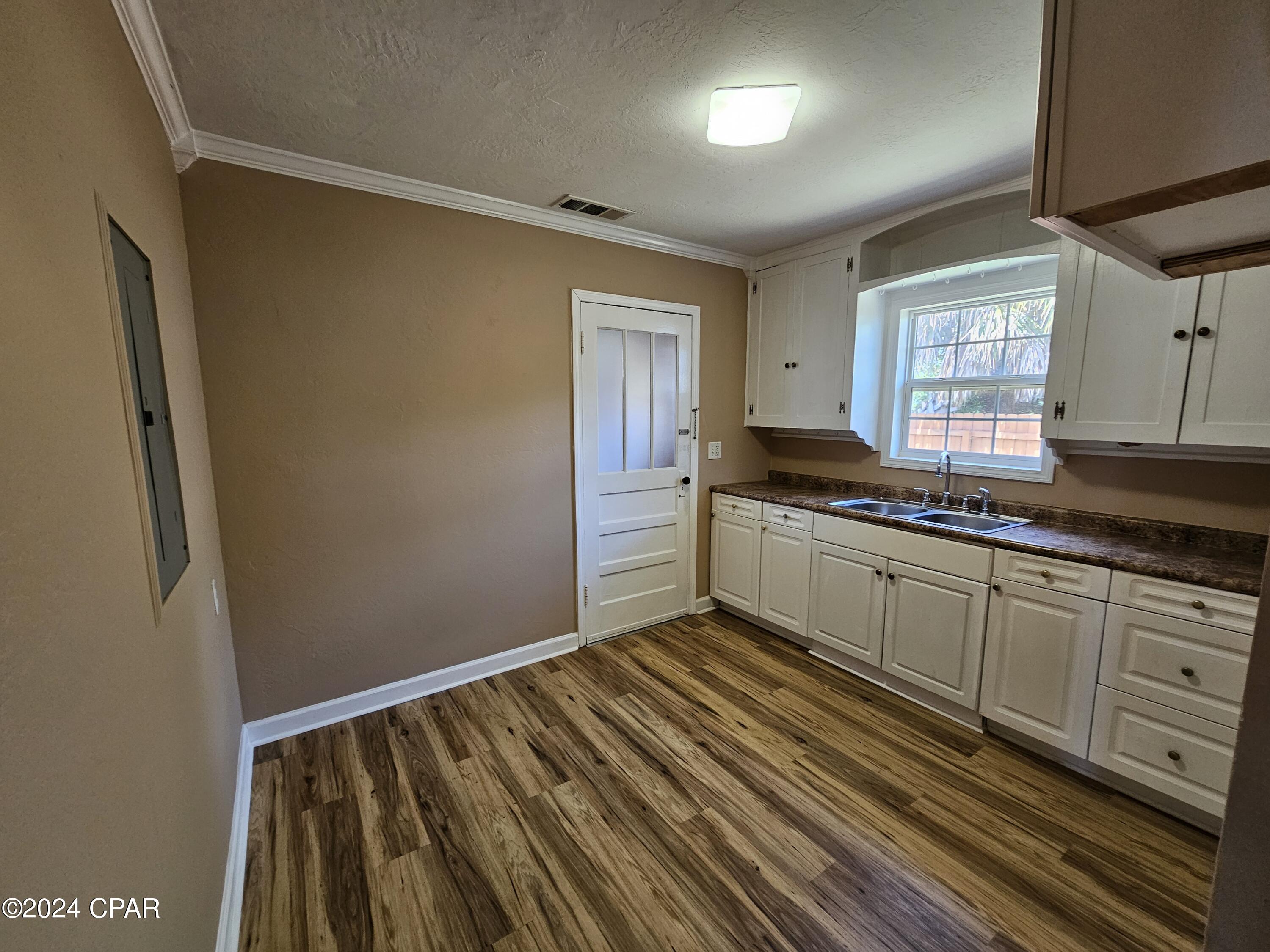 [No Recorded Subdiv] - Commercial Lease