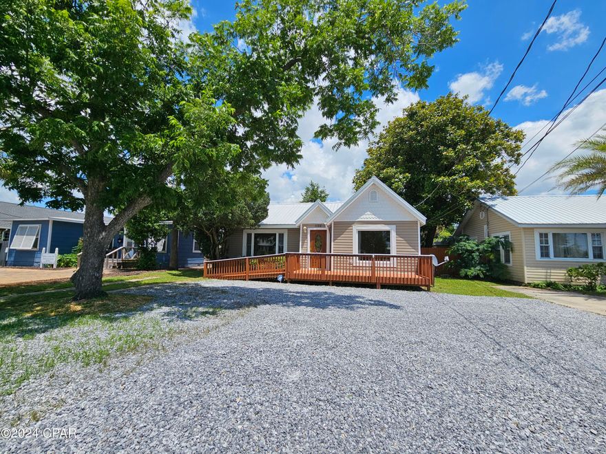 Price includes taxes and fees. Updated and ready for Business. This is for the building that includes plenty of office space for both private and open work with room for storage as well as parking. Perfect for attorney or insurance type of work. Main entrance is off of Jenks Ave with Handicapped ramp. This property has a receptionist & waiting area, place for file & copy room as well as a kitchen or break area. Great location, lots of traffic and close to everything. Request your tour today. If important all information and measurements should be verified.