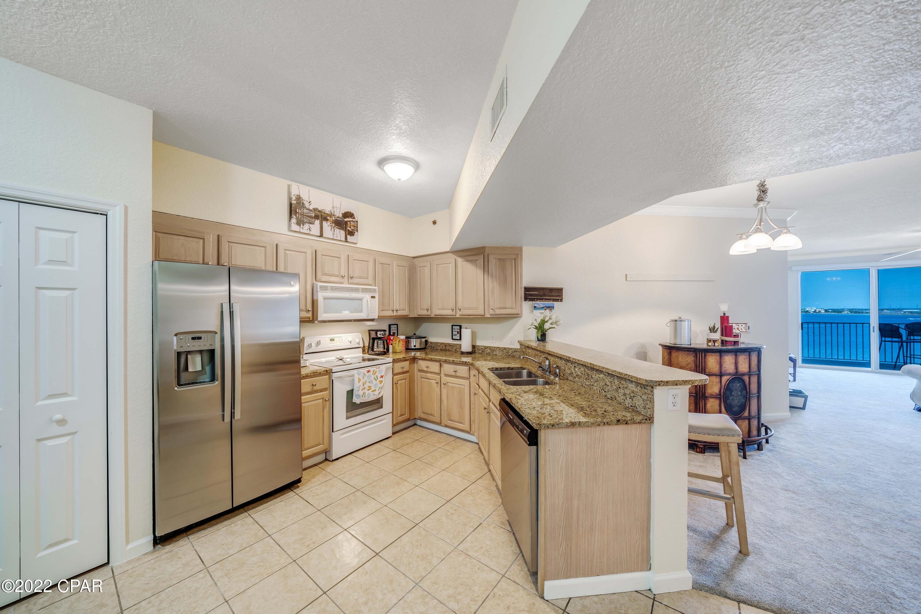 Hibiscus By The Bay - Residential