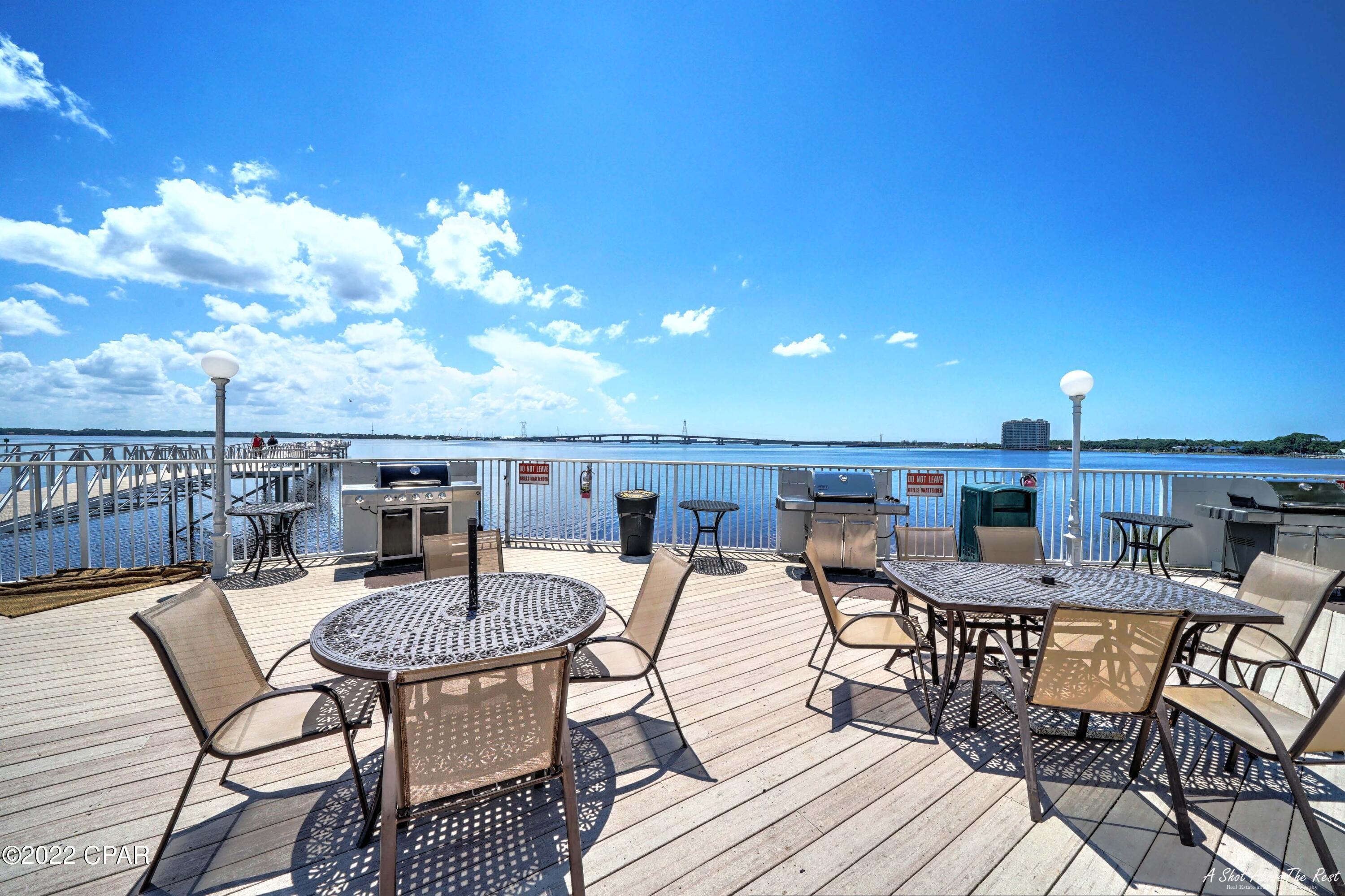 Hibiscus By The Bay - Residential