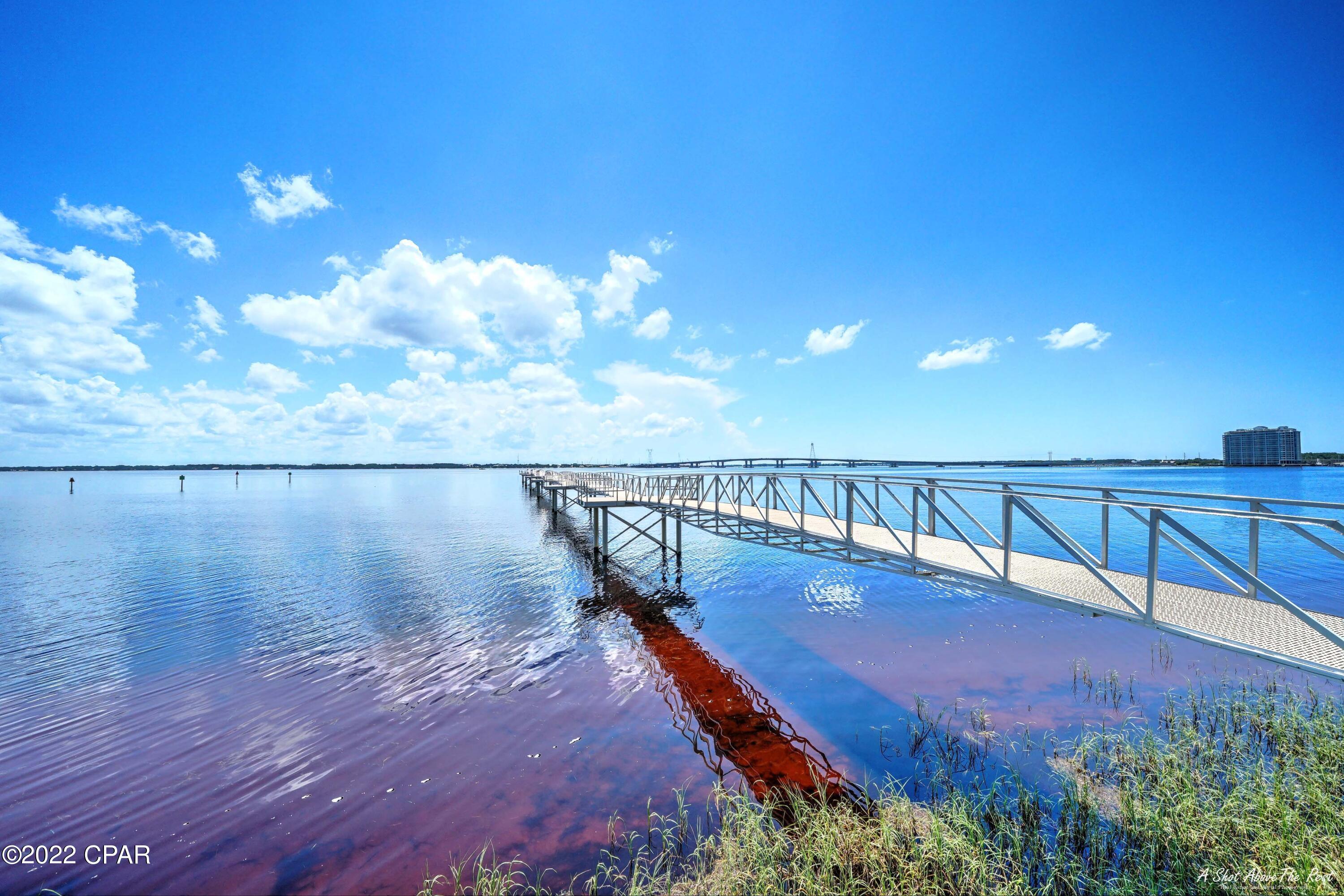 Hibiscus By The Bay - Residential