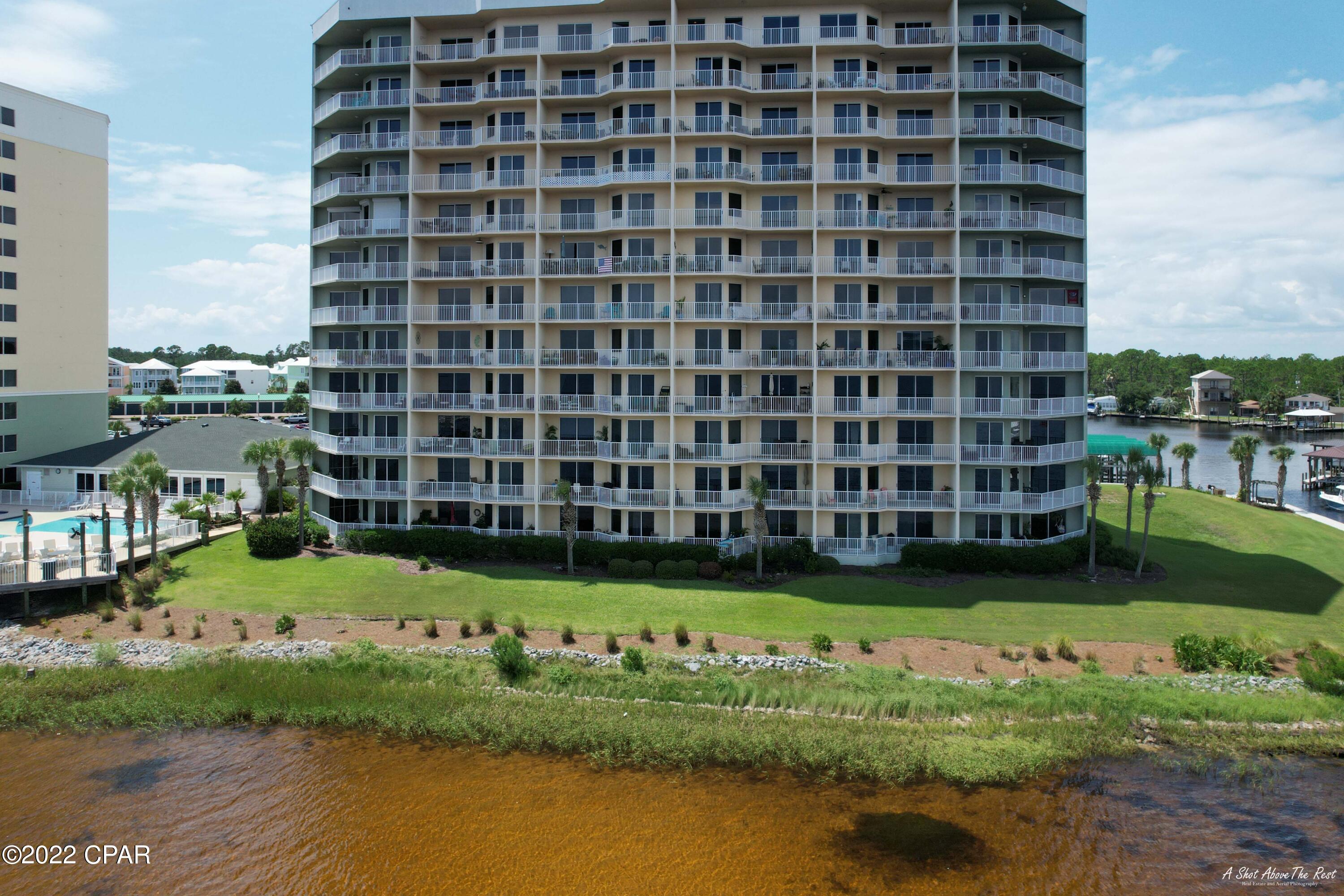 Hibiscus By The Bay - Residential