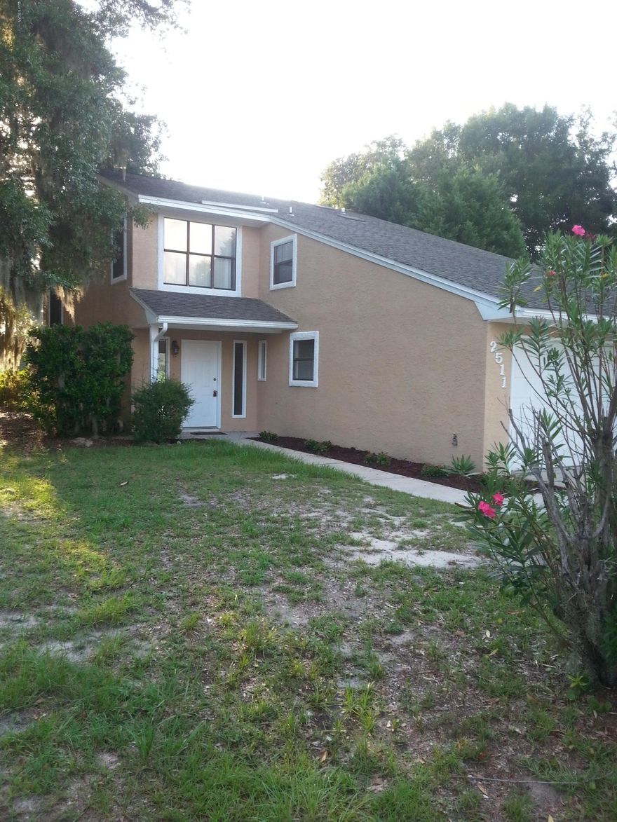 JUST REDUCED**$10,000**--Two story house with view of golf course from upstairs balcony and living room patio area. 3-bedrooms upstairs with master bedroom down. INT AND EXT NEW PAINT

DOWNSTAIRS:new laminate flooring,new ceramic tile,new bath and new kitchen cabinets with granite tops.Master bath has garden tub. Wood burning fireplace- Living room.Kitchen has stainless steel appliances,pantry and door to double garage.UPSTAIRS: Modified Jack/Jill bath(separate dressing areas,walkin closet Includes new faucets,lights,toilet and towel bars. **NEW 4/5 TON 15 SEER AC SYSTEM INSTALLED 2015(attic area off 4th bedroom/study. Sellers will provide $2500 allowance for upstairs flooring and fogged windows. Seller is providing One year limited home warranty. Sellers will provide up to a $1500 fogged window replacement allowance with Tommy's glass and up to a $2000 floor covering allowance for upstairs with Old Fashion Floor Store.