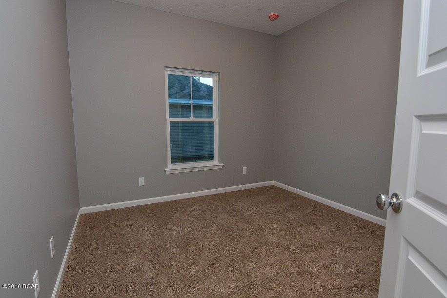 The Pines Of Lynn Haven - Residential