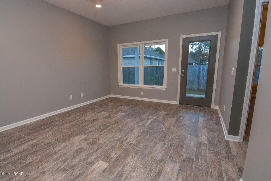 The Pines Of Lynn Haven - Residential