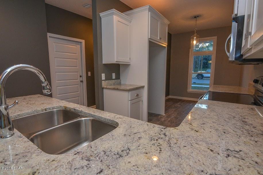 The Pines Of Lynn Haven - Residential