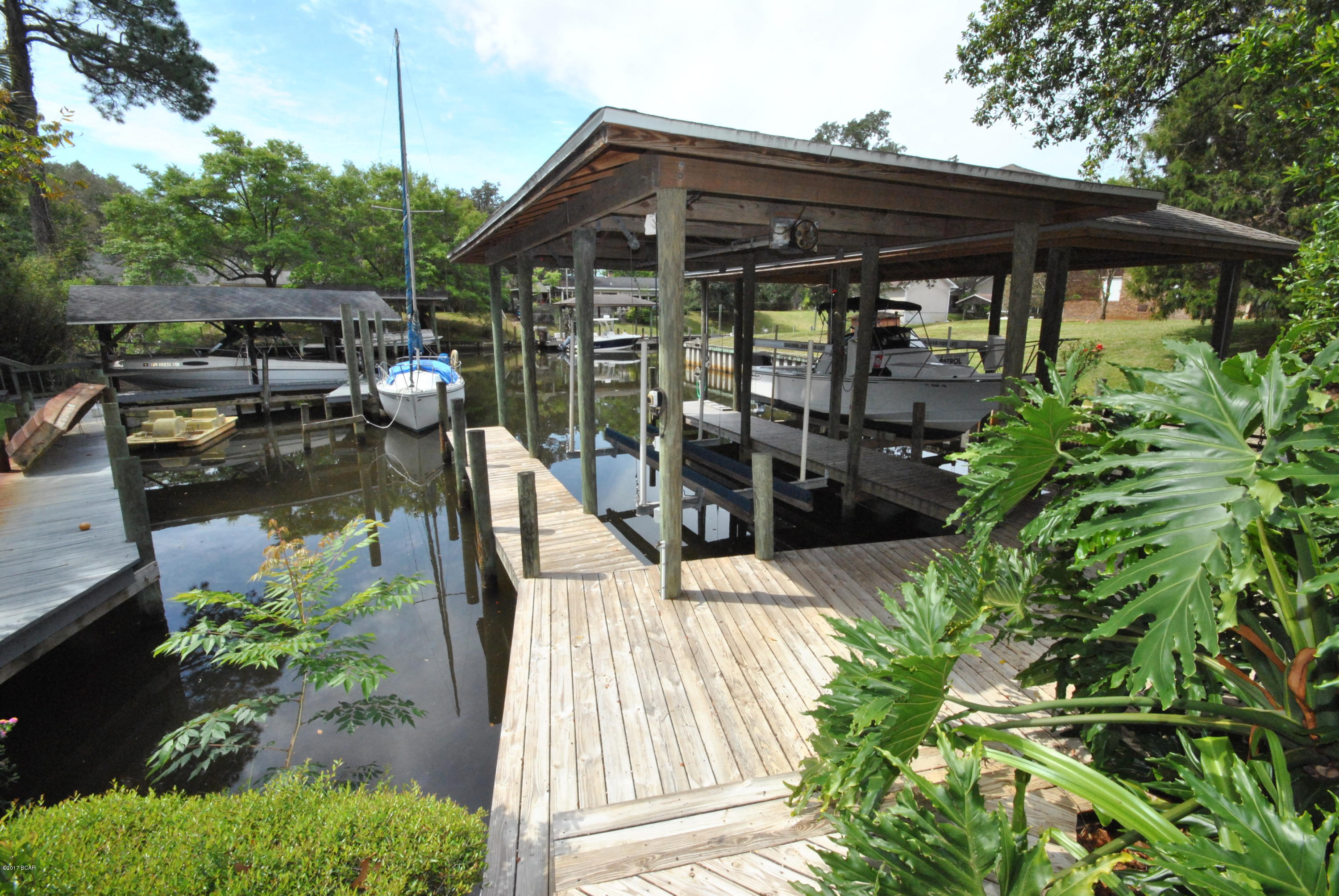Pretty Bayou Replat - Residential