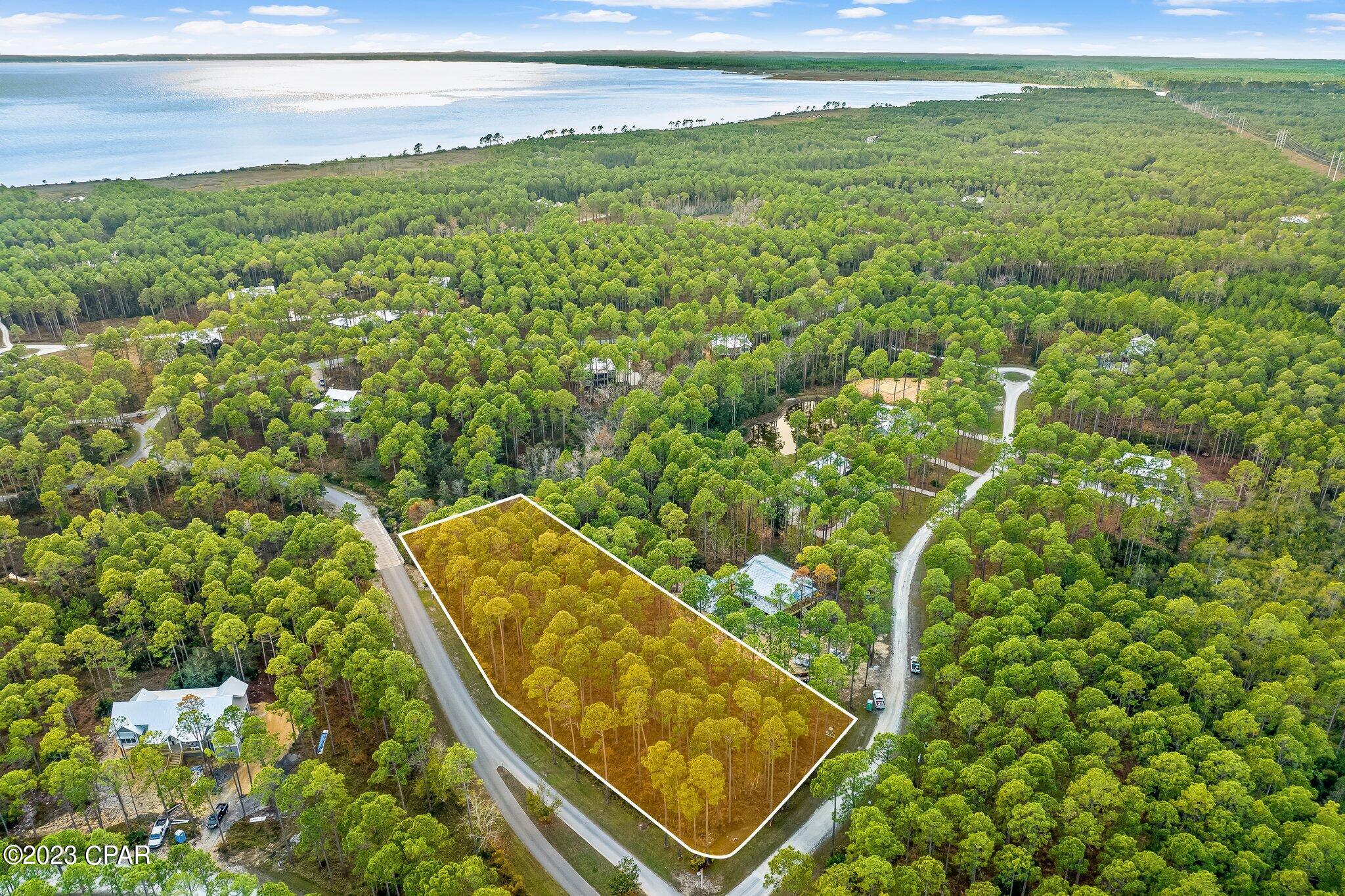 Rivercamps On Crooked Creek - Land