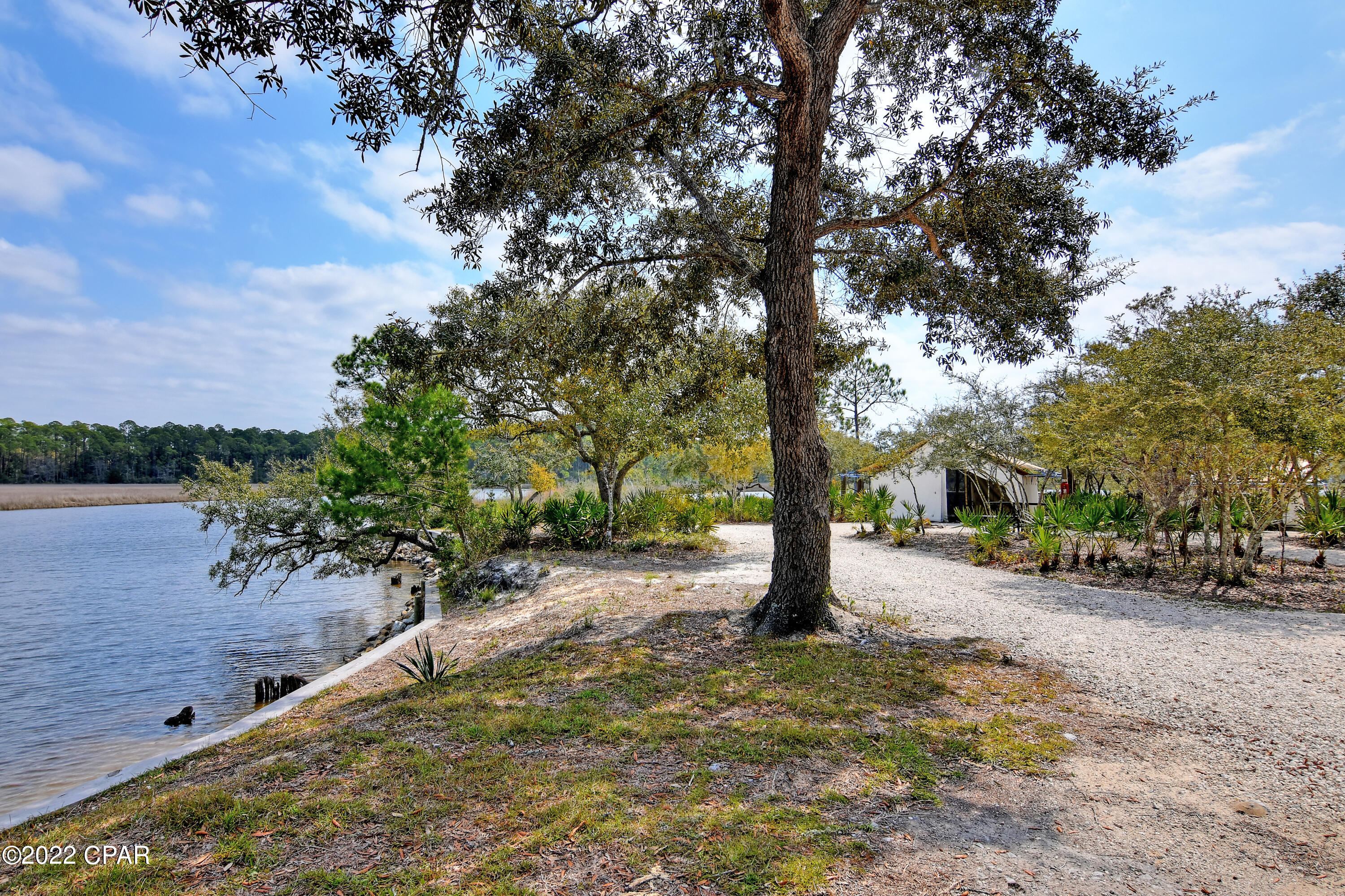 Rivercamps On Crooked Creek - Land
