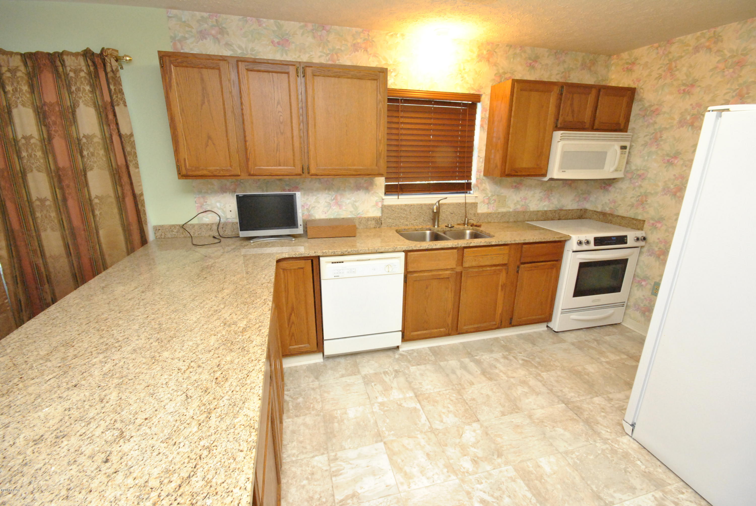 Blue Lagoon - Residential