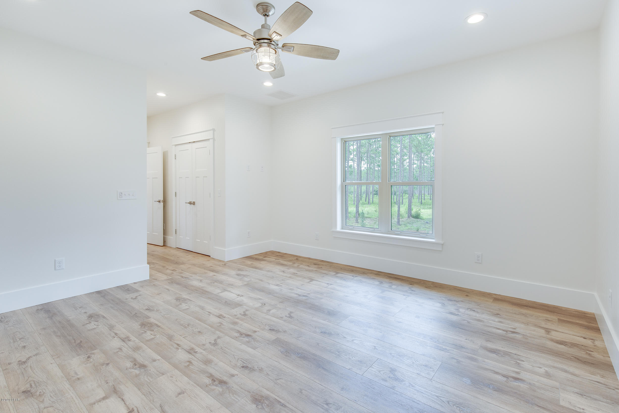 Rivercamps On Crooked Creek - Residential