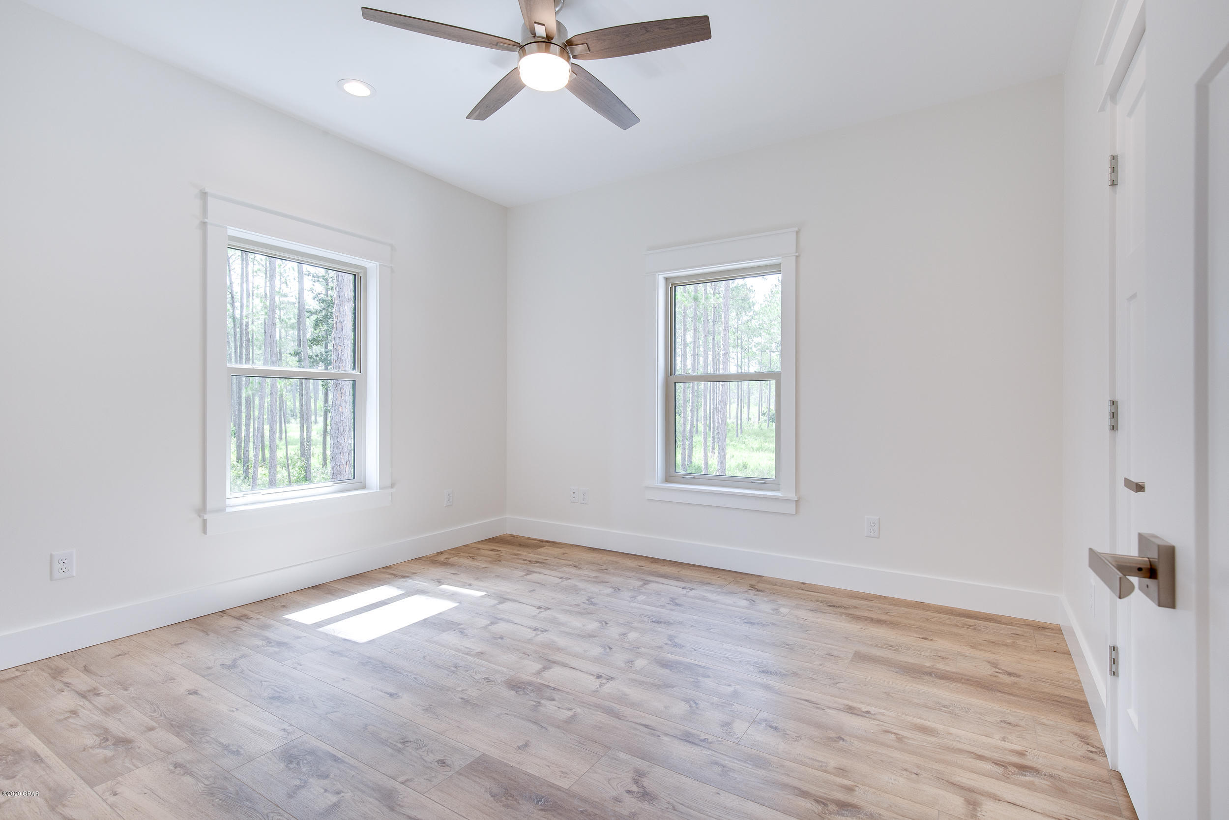 Rivercamps On Crooked Creek - Residential