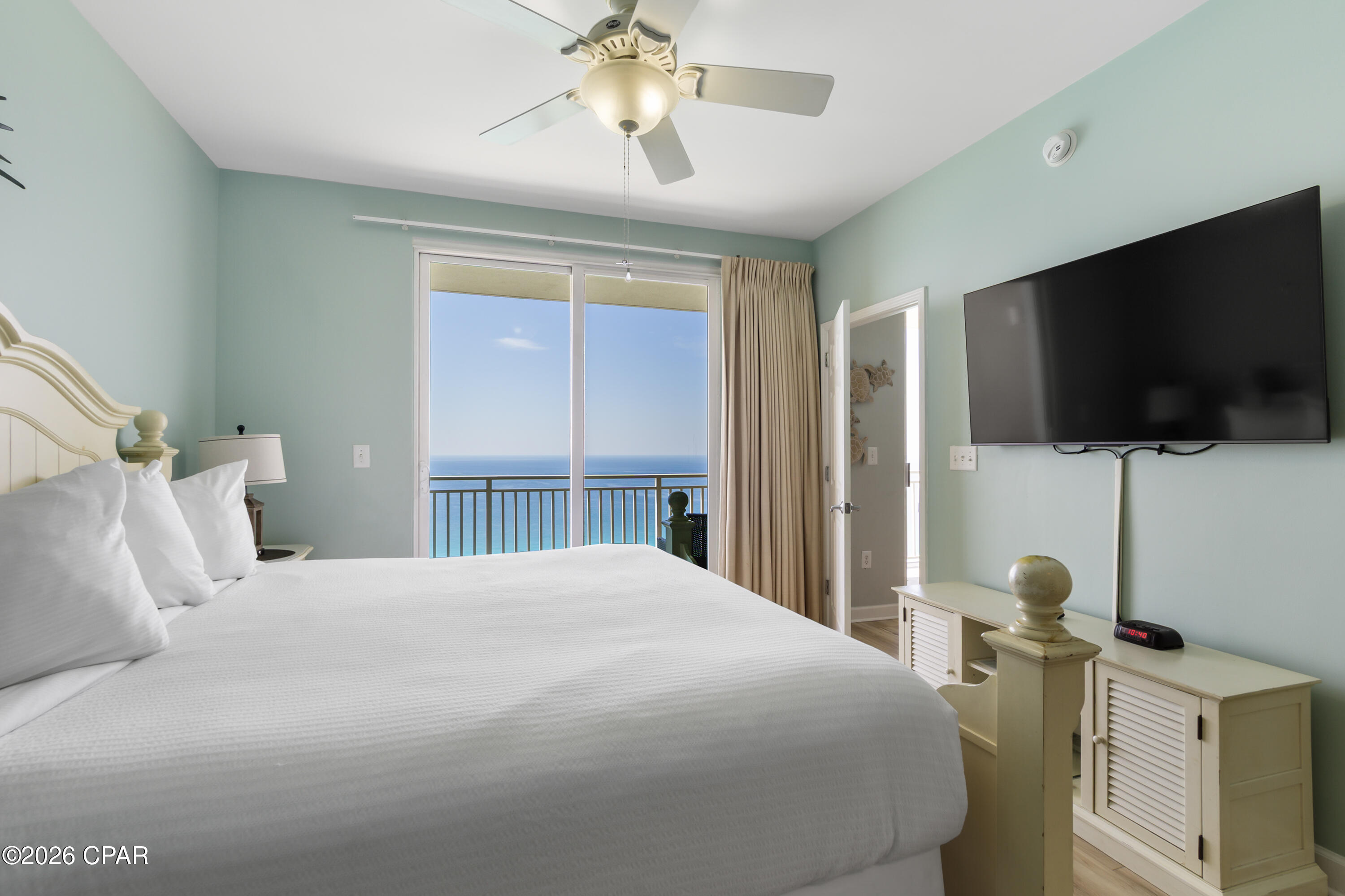 Splash Condo - Residential