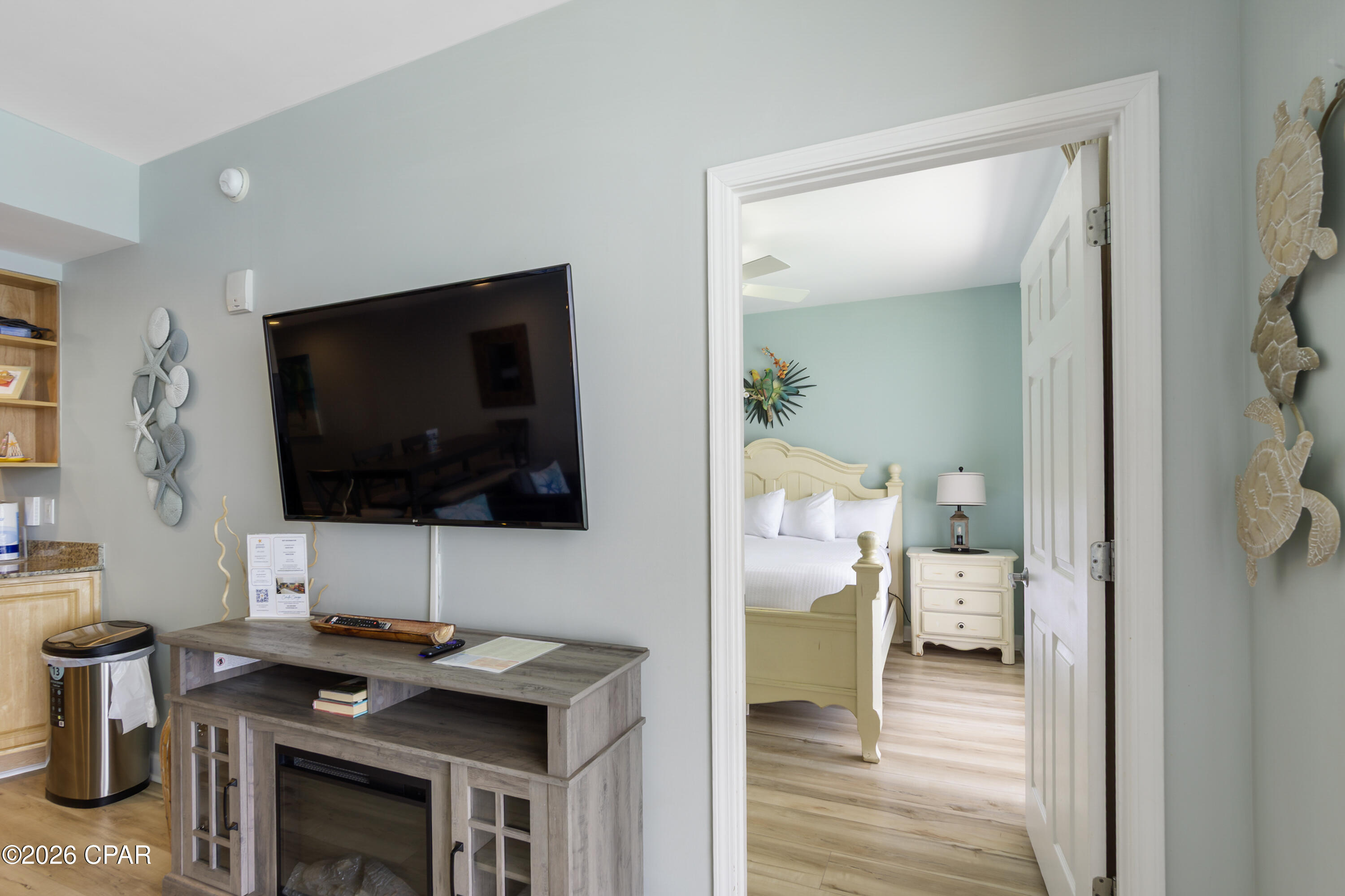 Splash Condo - Residential