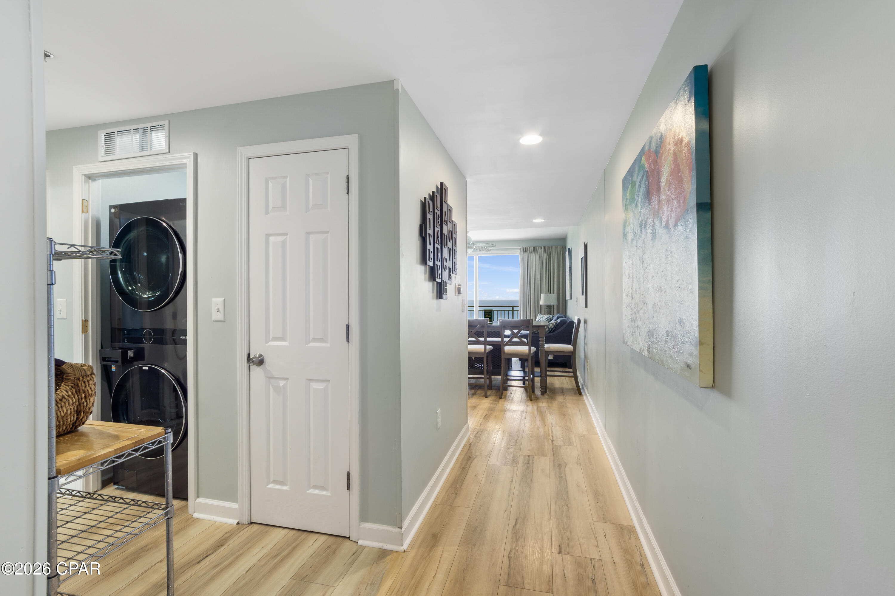 Splash Condo - Residential