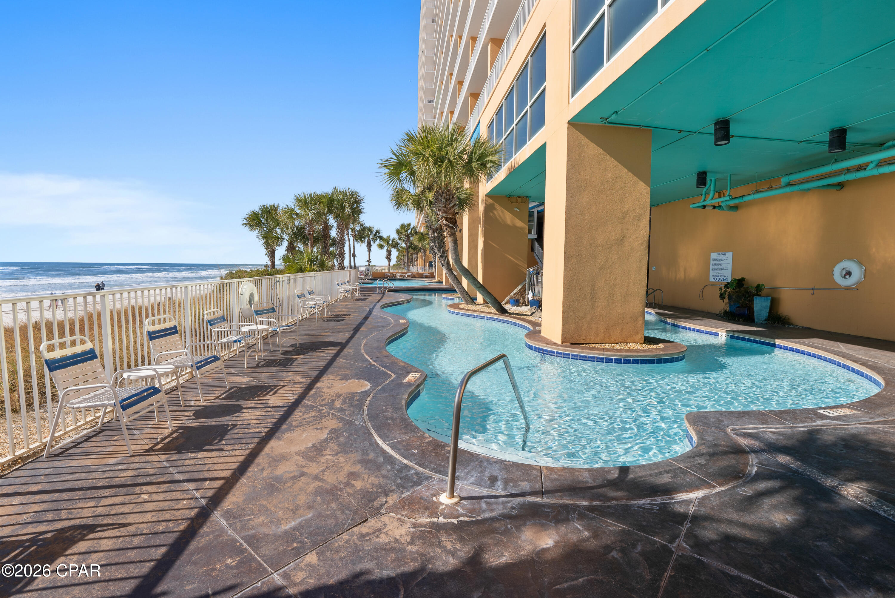 Splash Condo - Residential