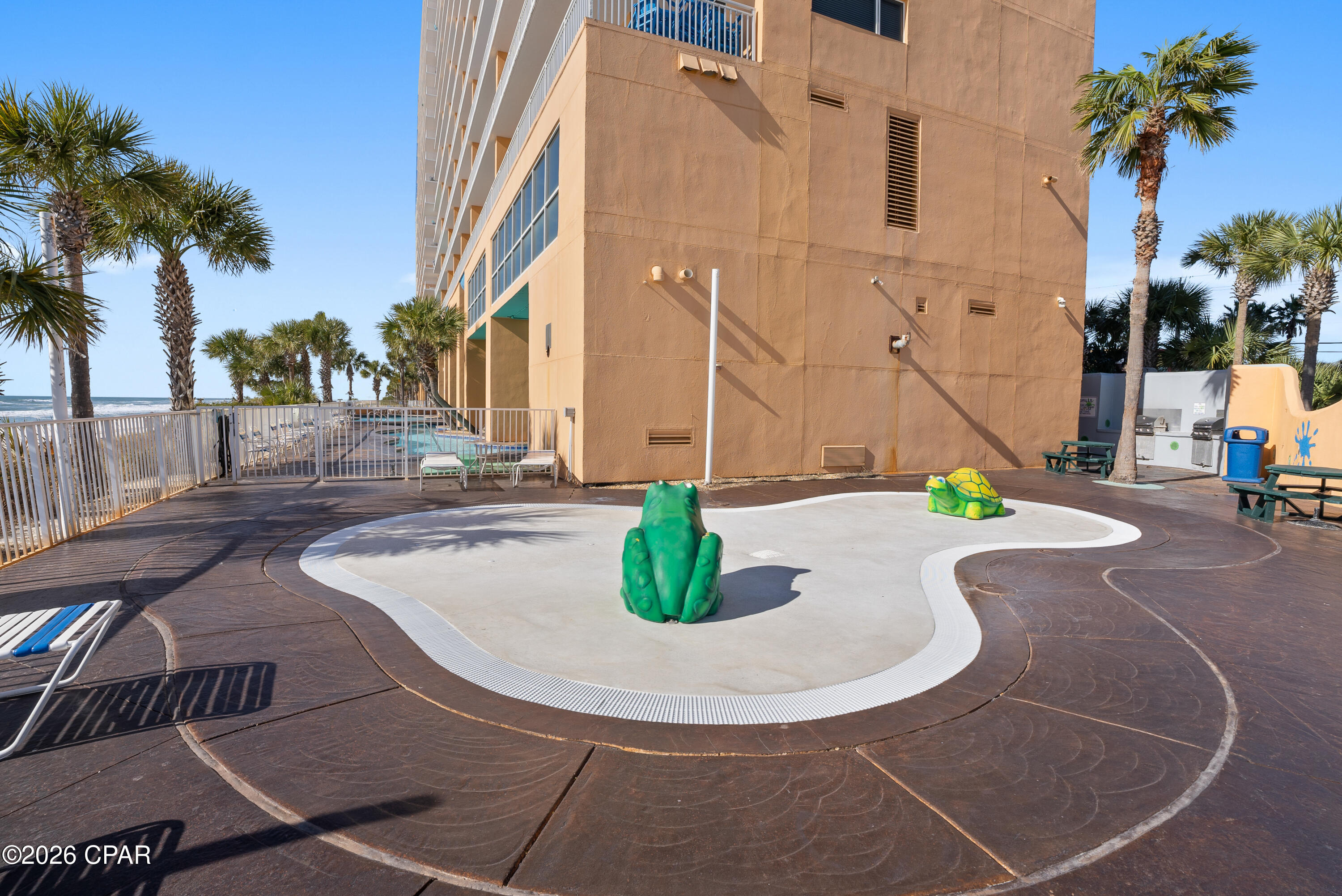 Splash Condo - Residential