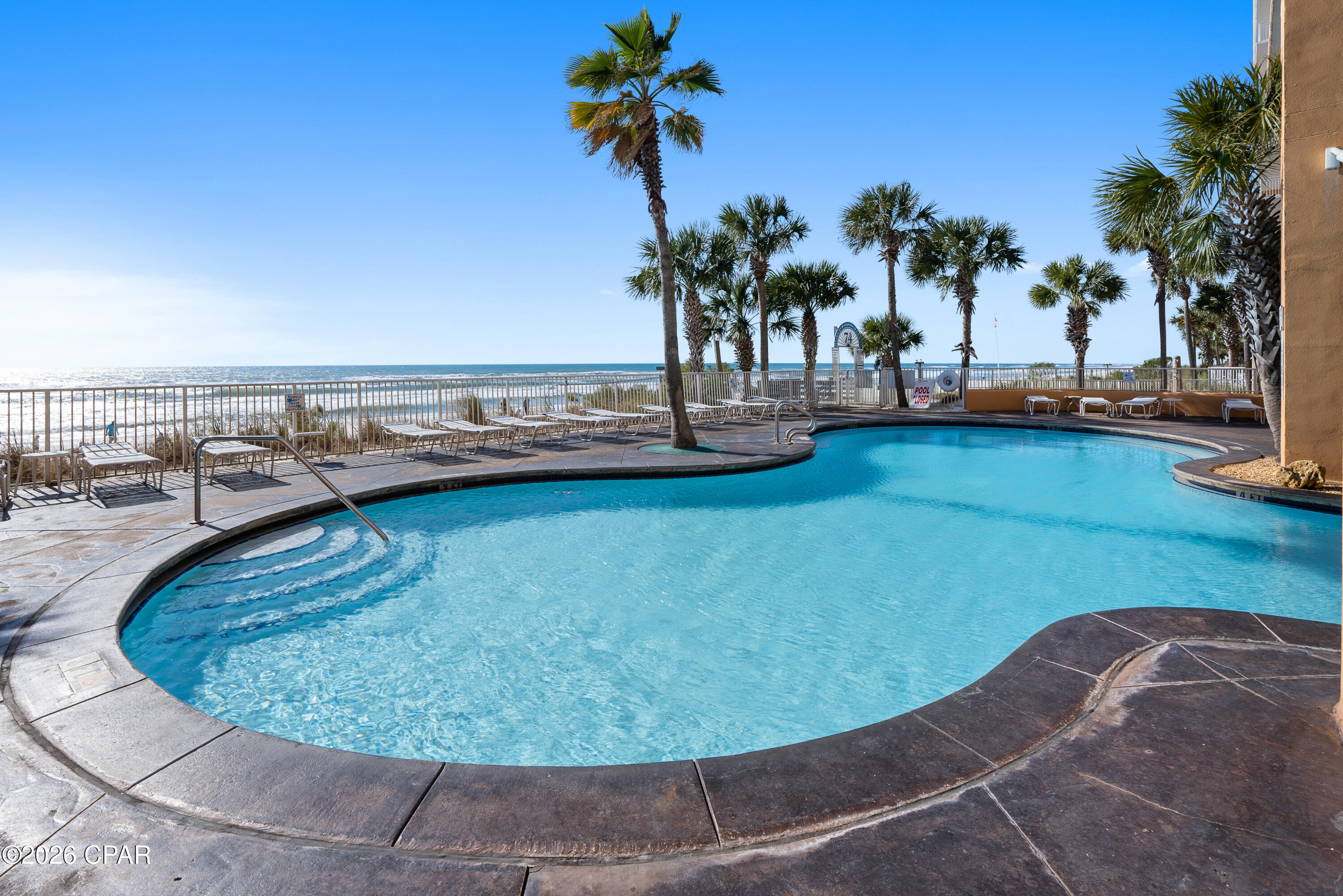 Splash Condo - Residential