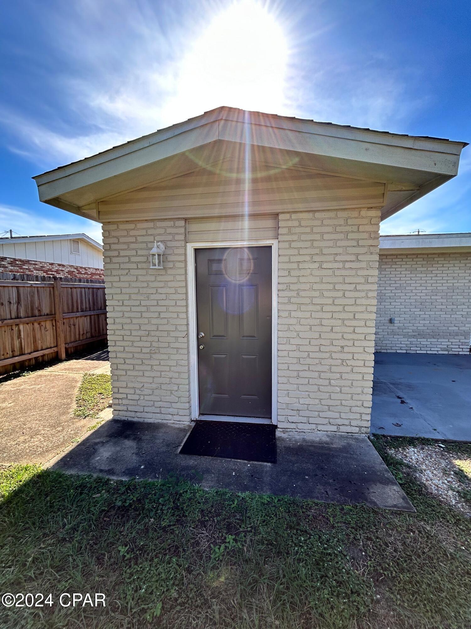 [No Recorded Subdiv] - Residential Lease