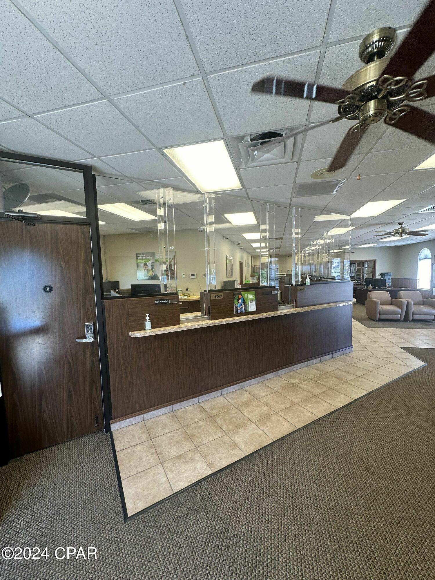 [No Recorded Subdiv] - Commercial Sale