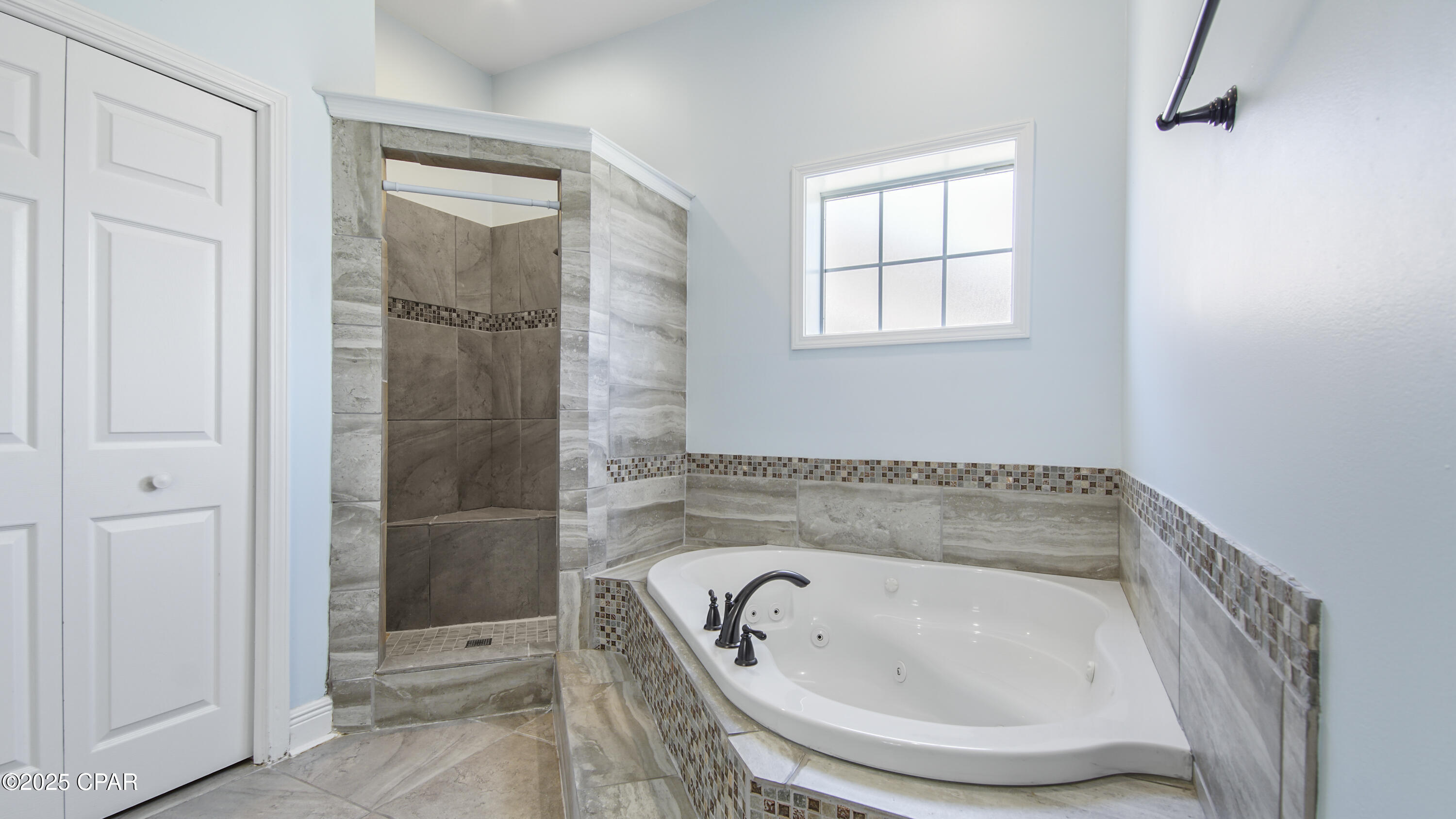 Summer Breeze - Residential Lease