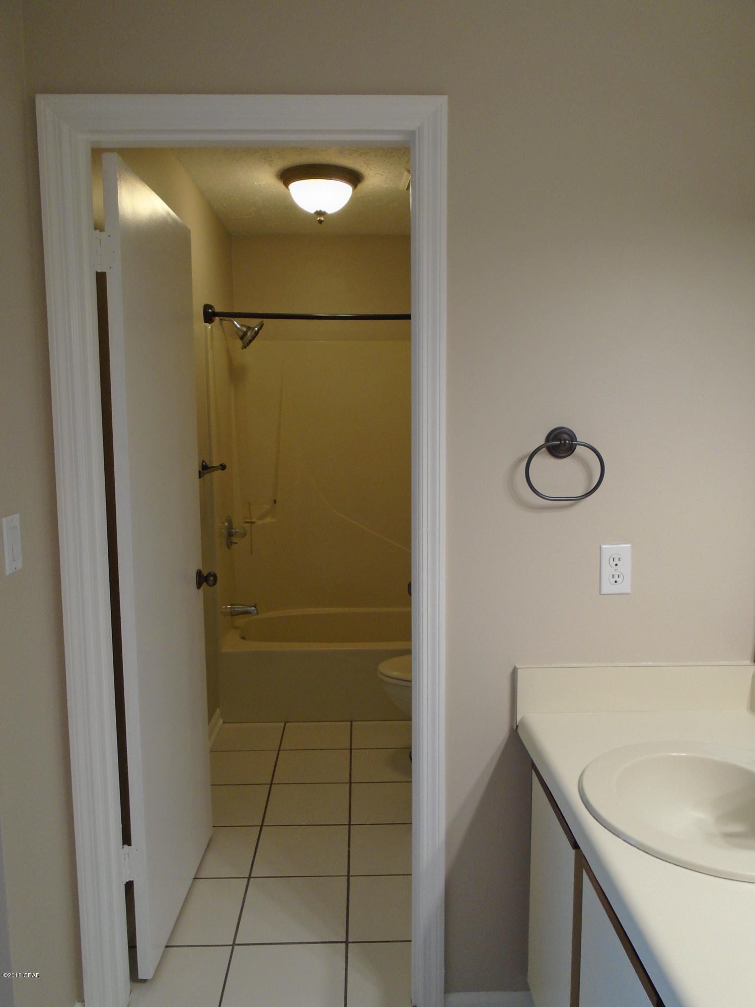 Sandy Creek & Country Club Phase II - Residential Lease