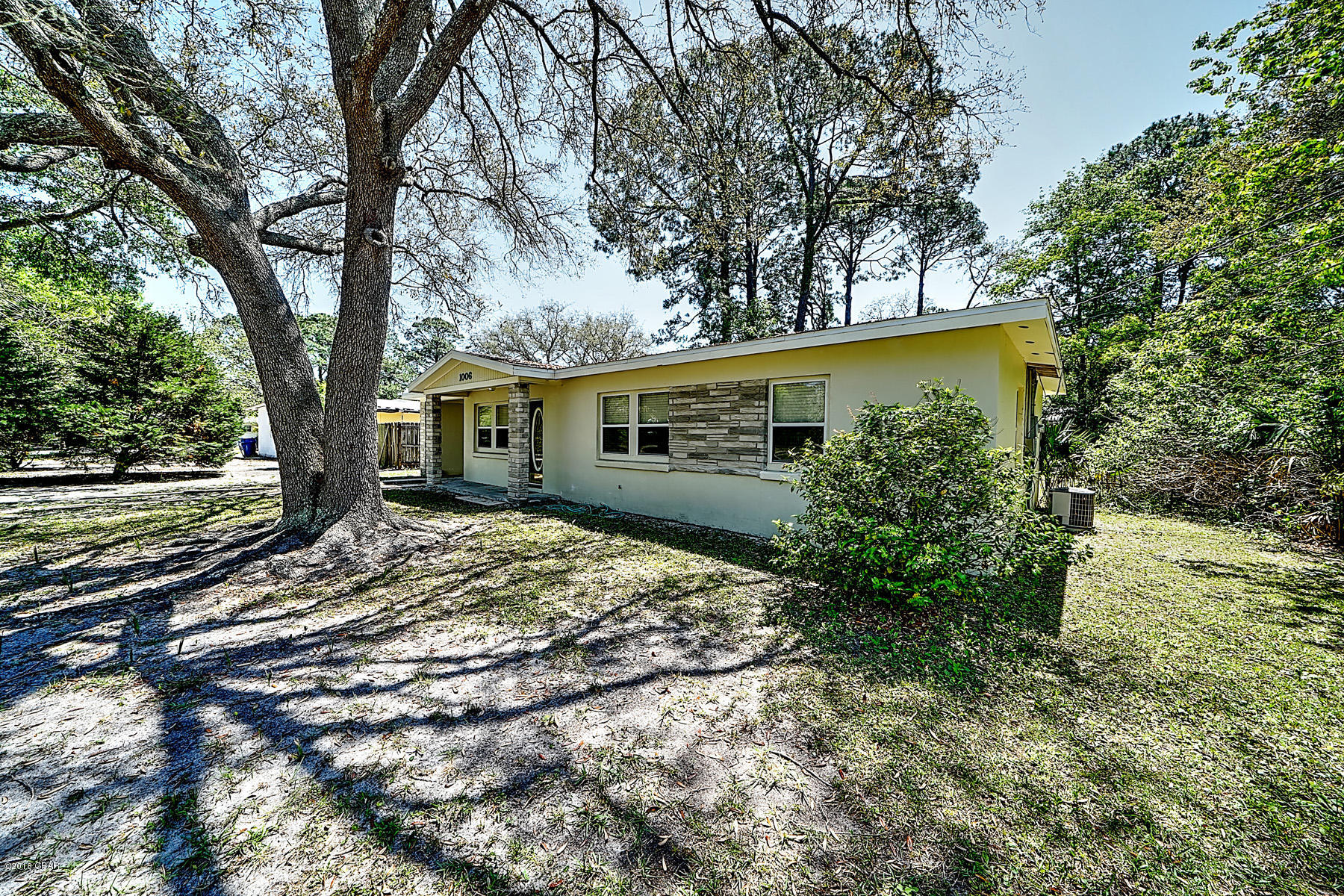 Cove Terrace 3rd Add - Residential