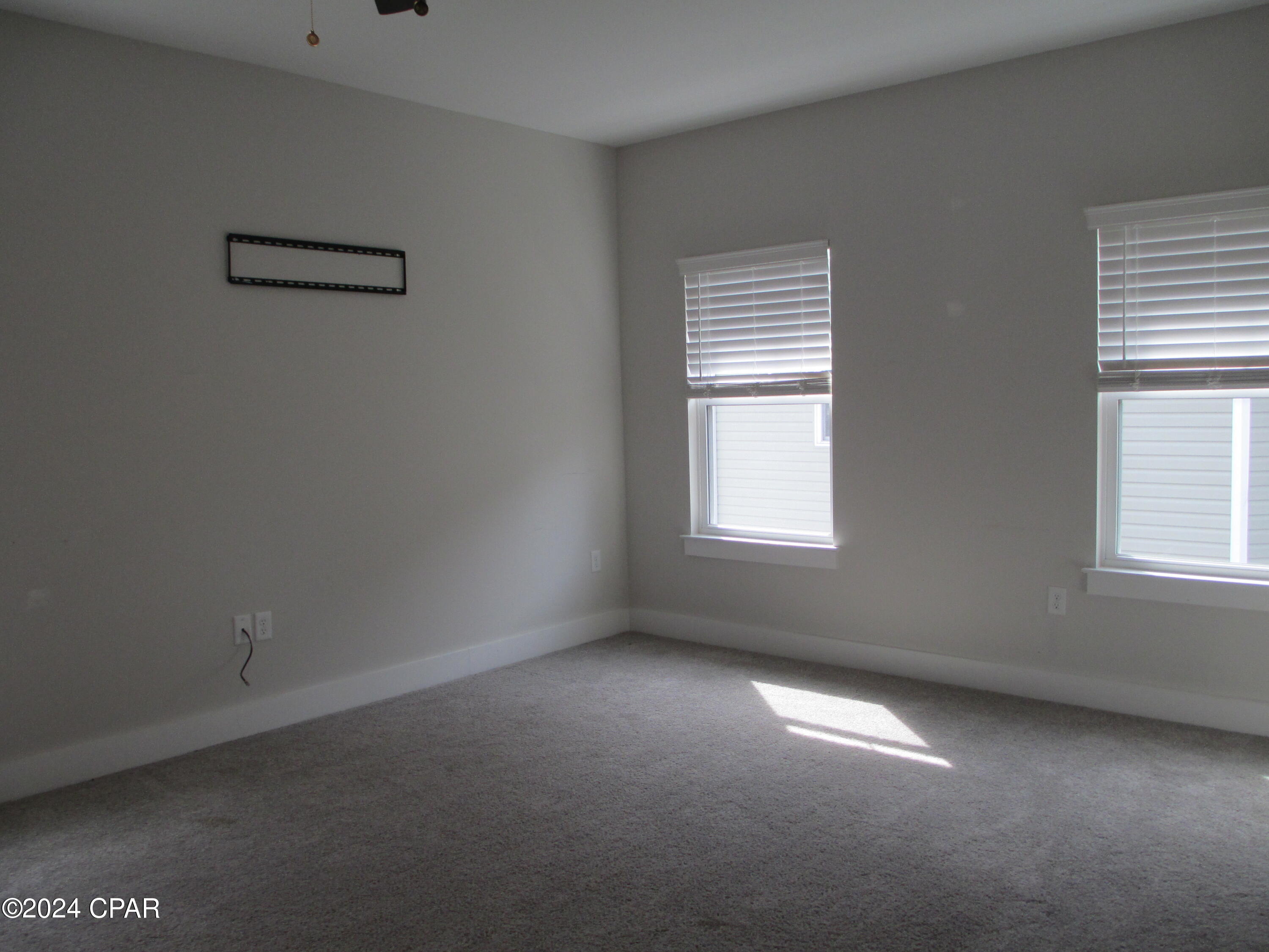 Riverside Phase III - Residential Lease