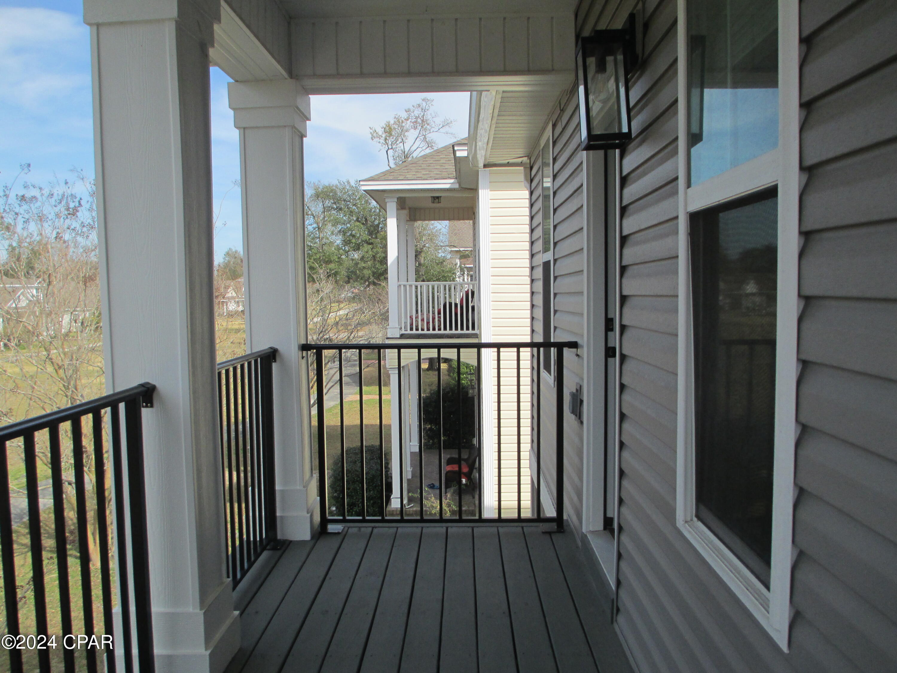 Riverside Phase III - Residential Lease