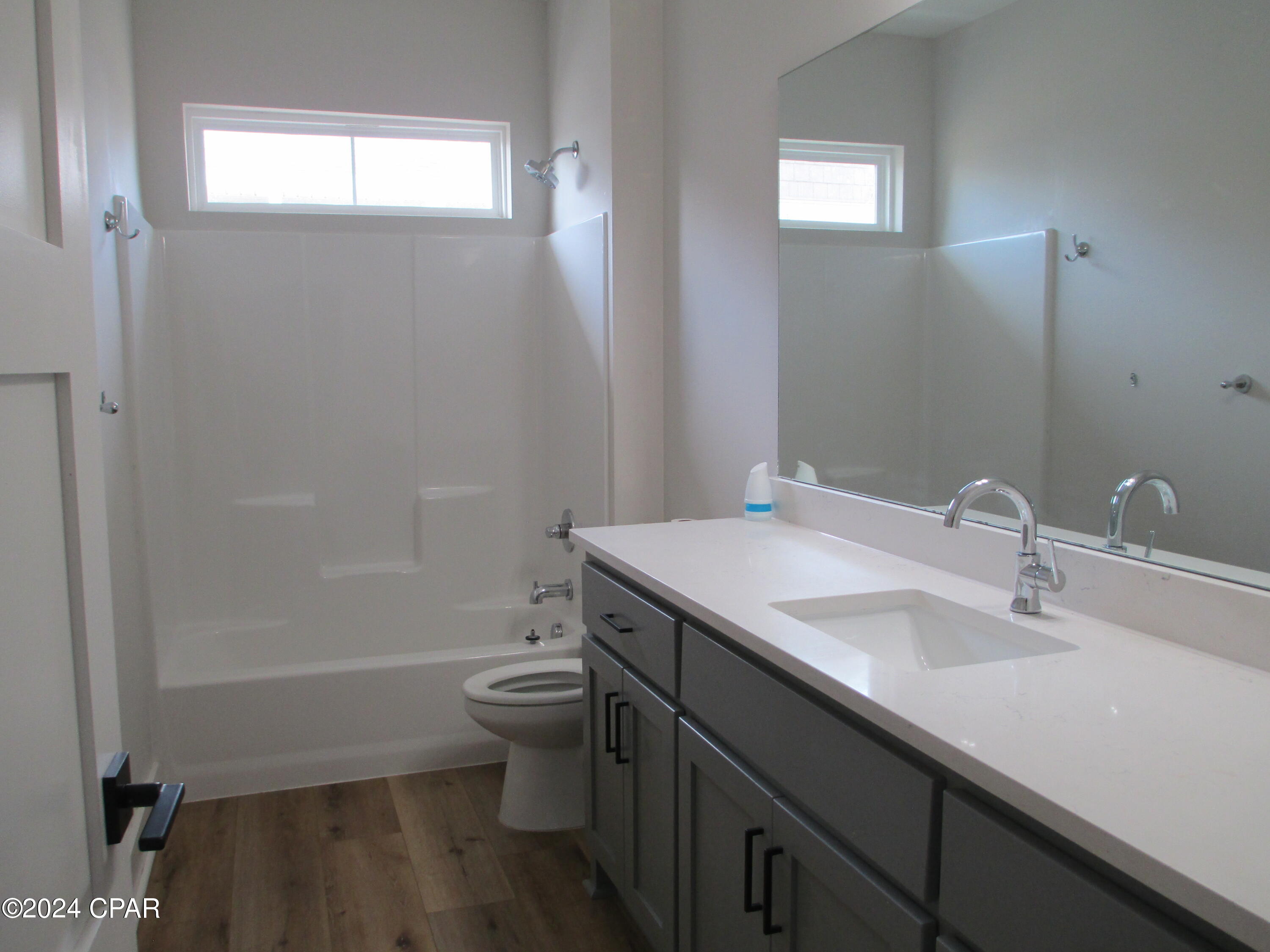 Riverside Phase III - Residential Lease