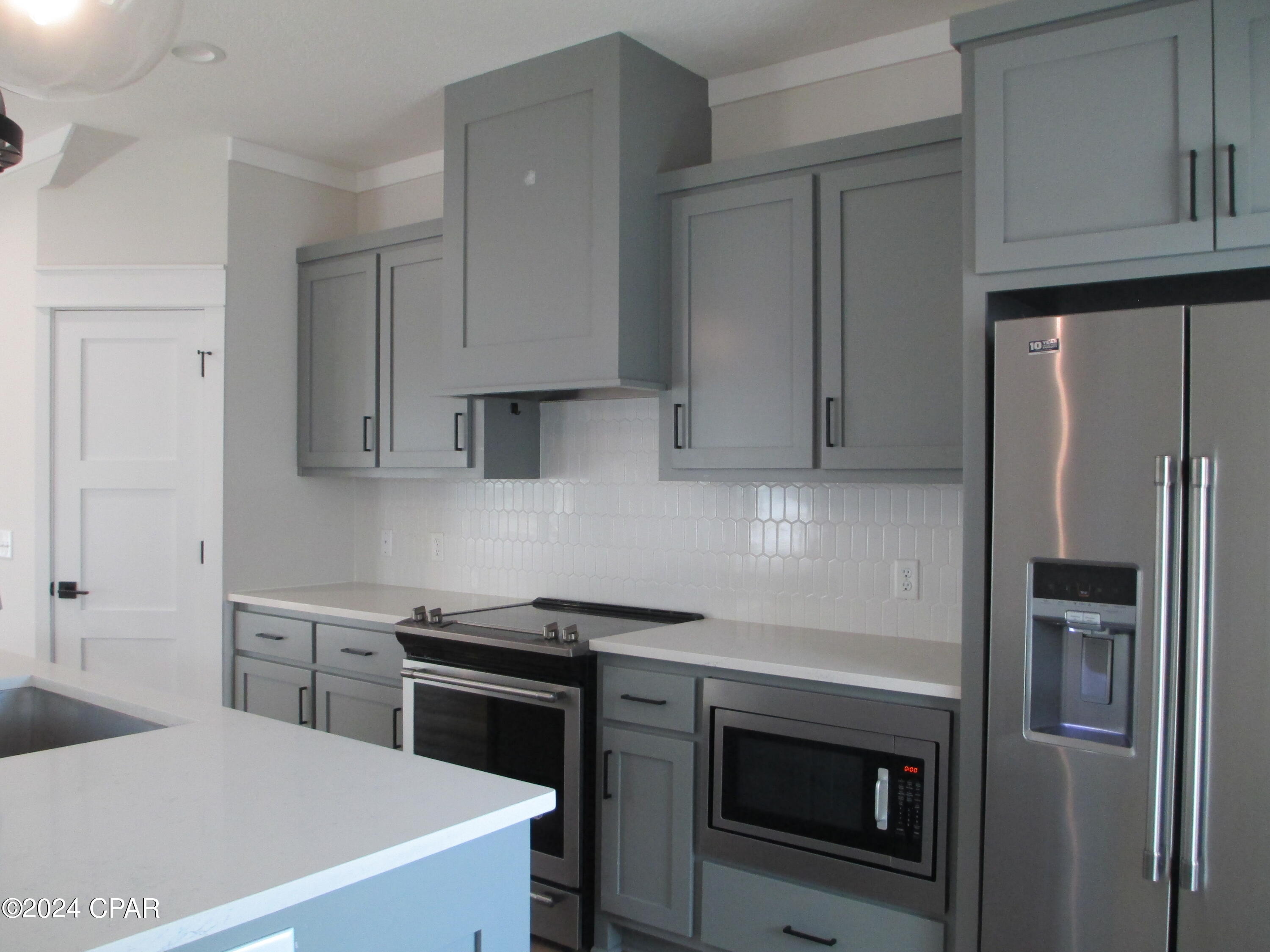 Riverside Phase III - Residential Lease