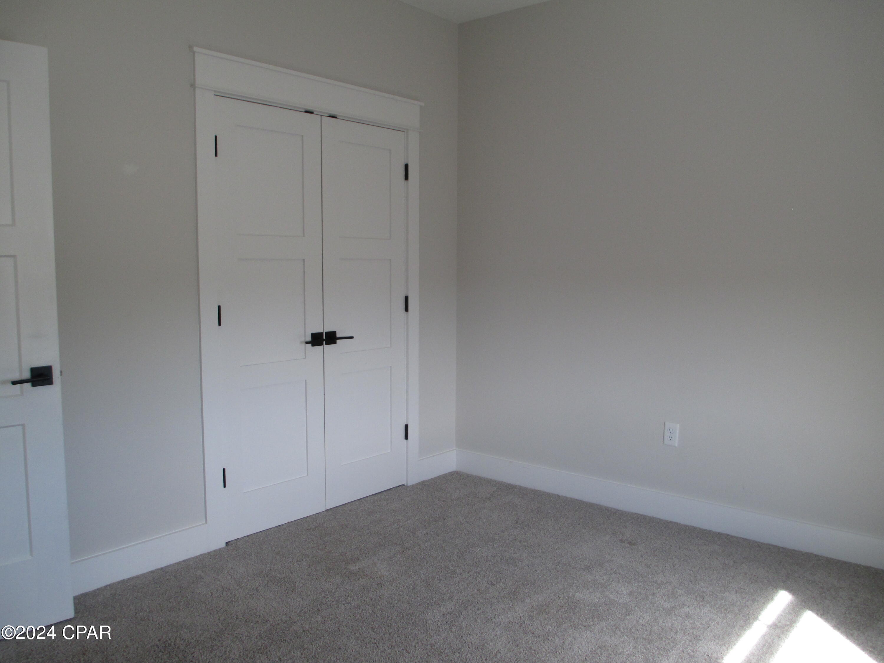 Riverside Phase III - Residential Lease